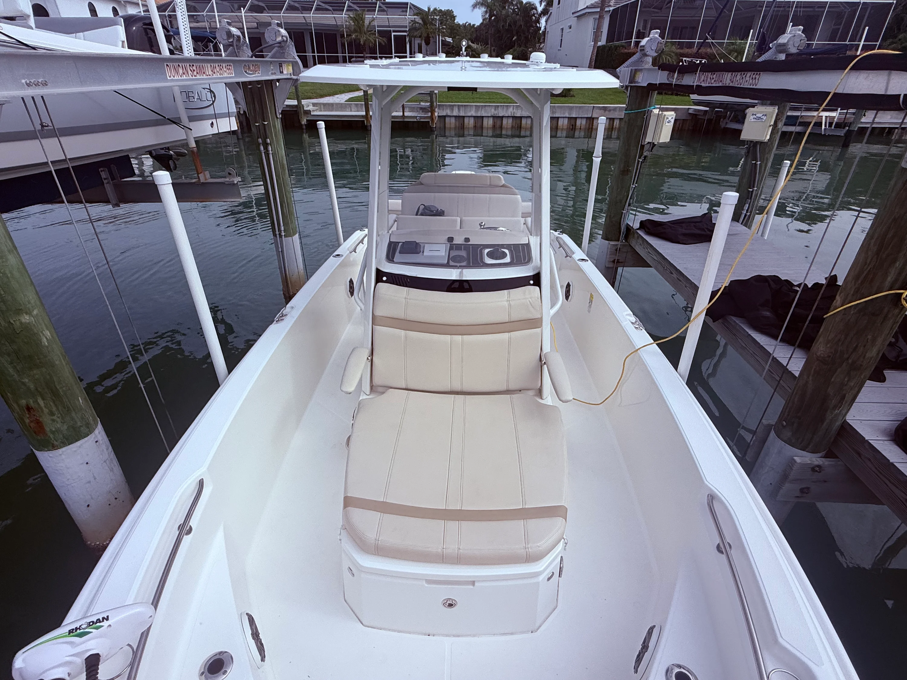 2024 Boston Whaler 22 DAUNTLESS Image Thumbnail #30