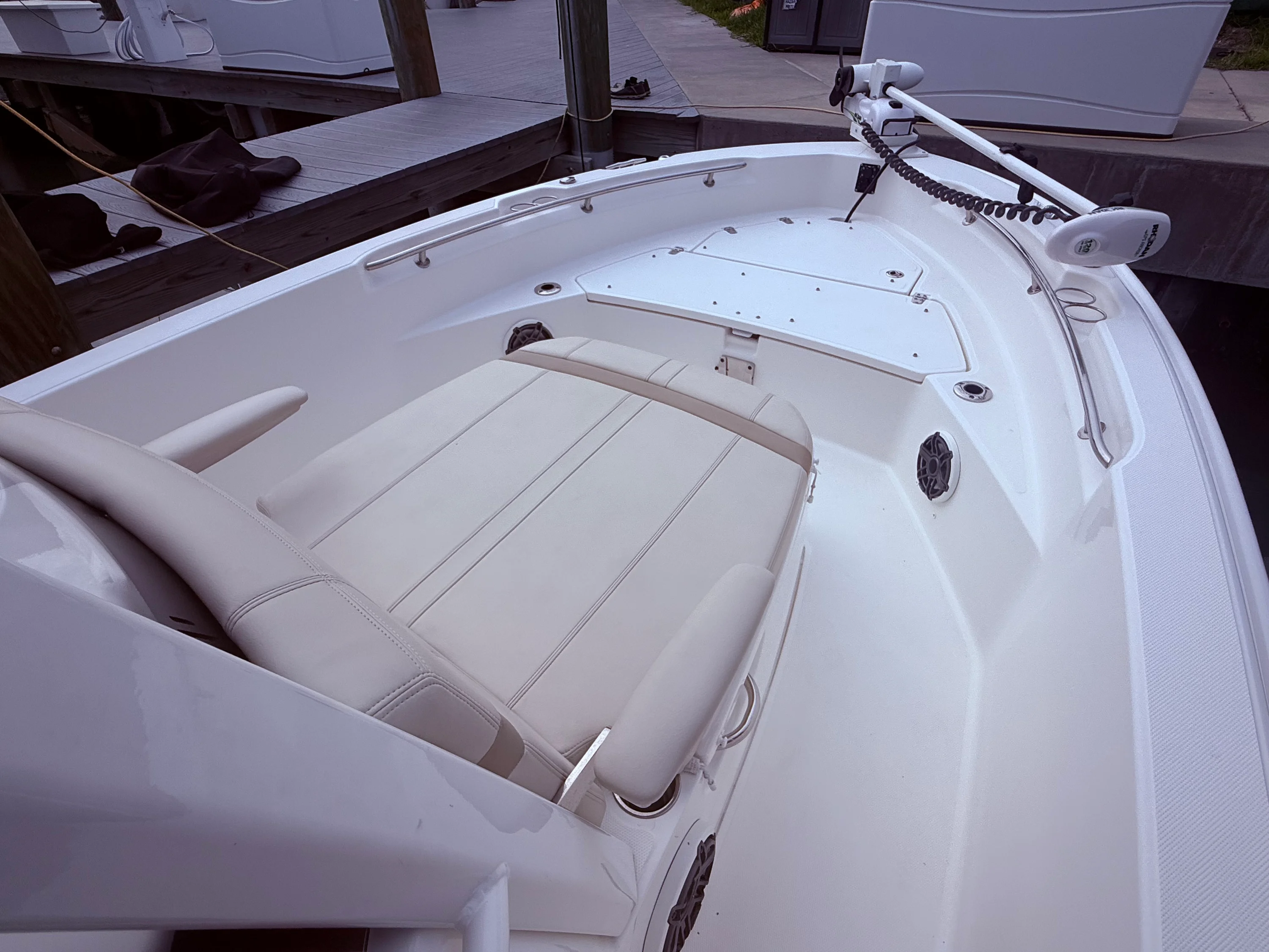 2024 Boston Whaler 22 DAUNTLESS Image Thumbnail #27