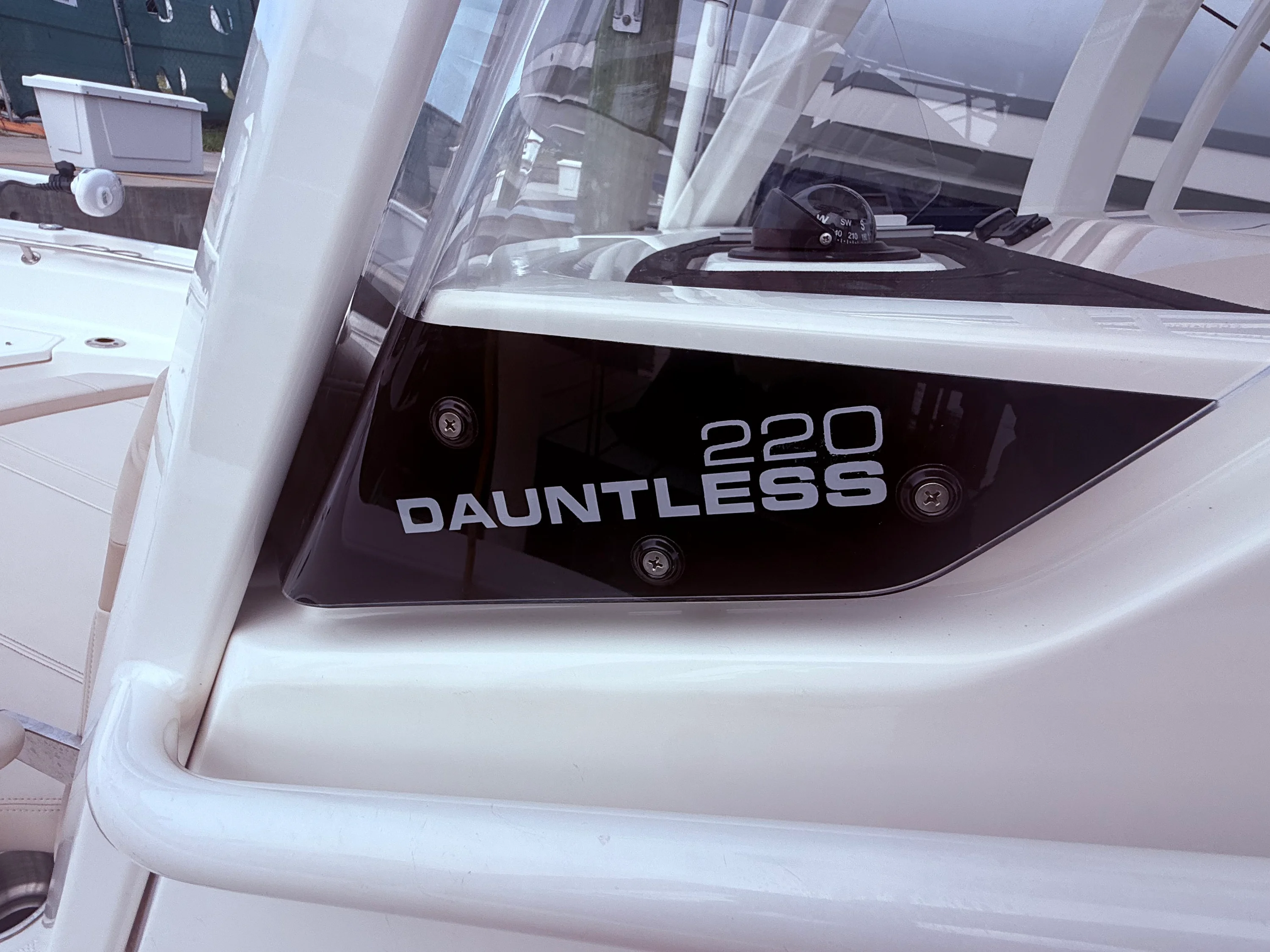 2024 Boston Whaler 22 DAUNTLESS Image Thumbnail #52