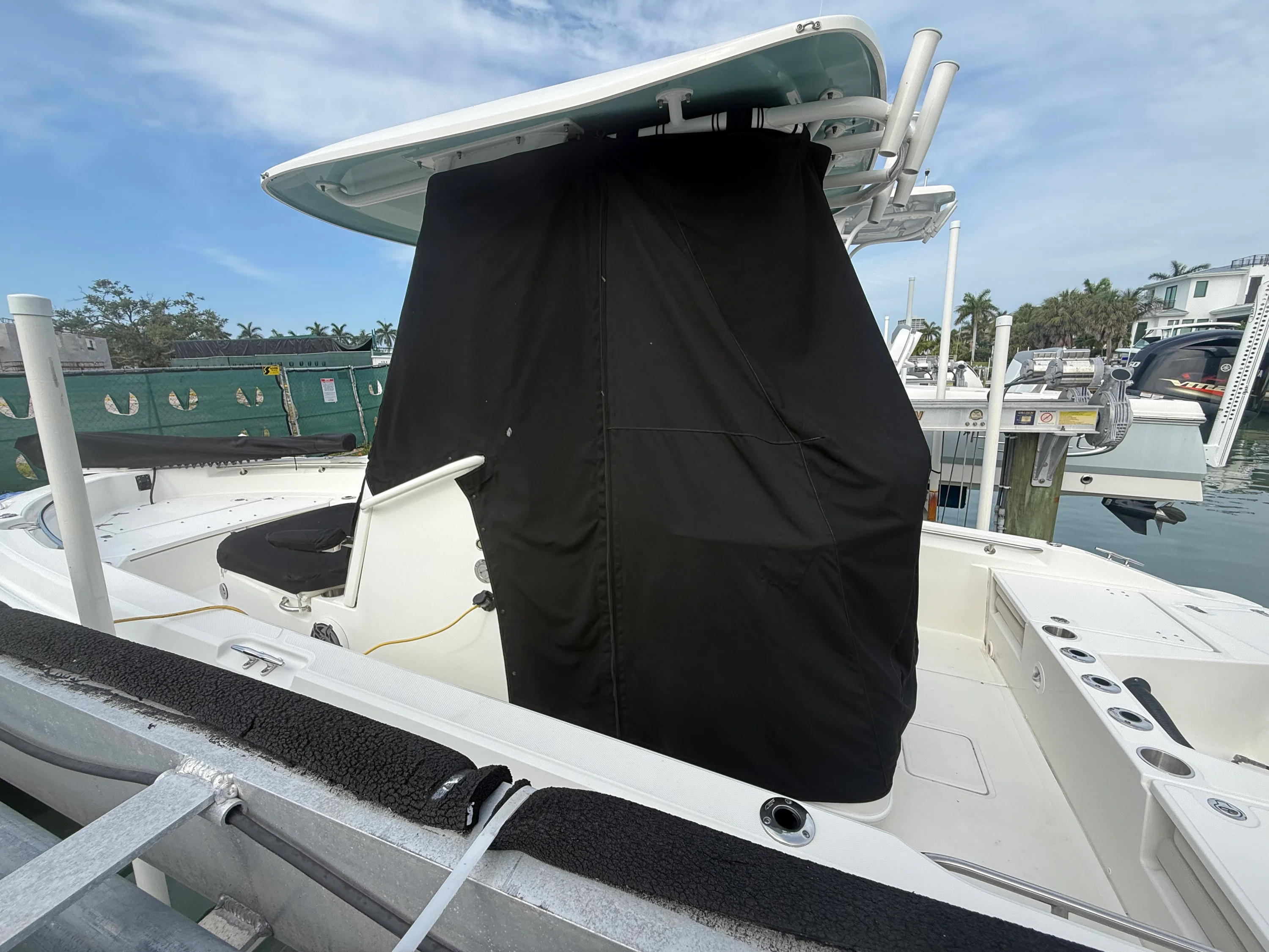 2024 Boston Whaler 22 DAUNTLESS Image Thumbnail #8