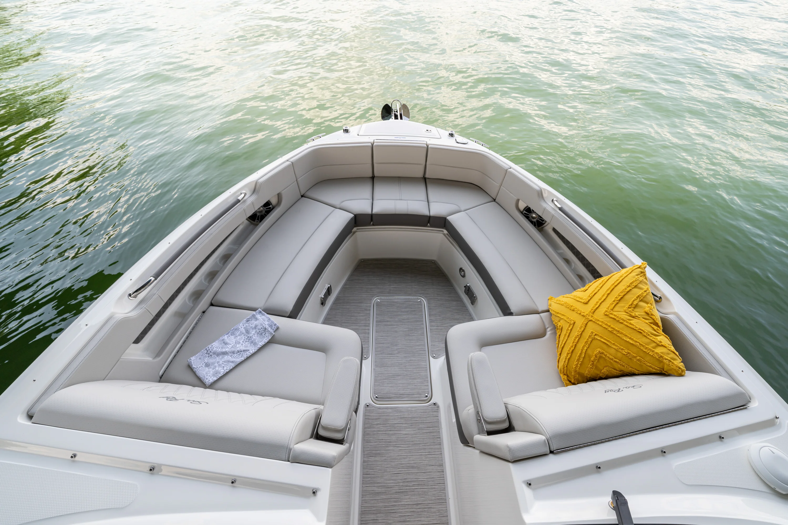 2021 Sea Ray 310 SLX OB Image Thumbnail #15