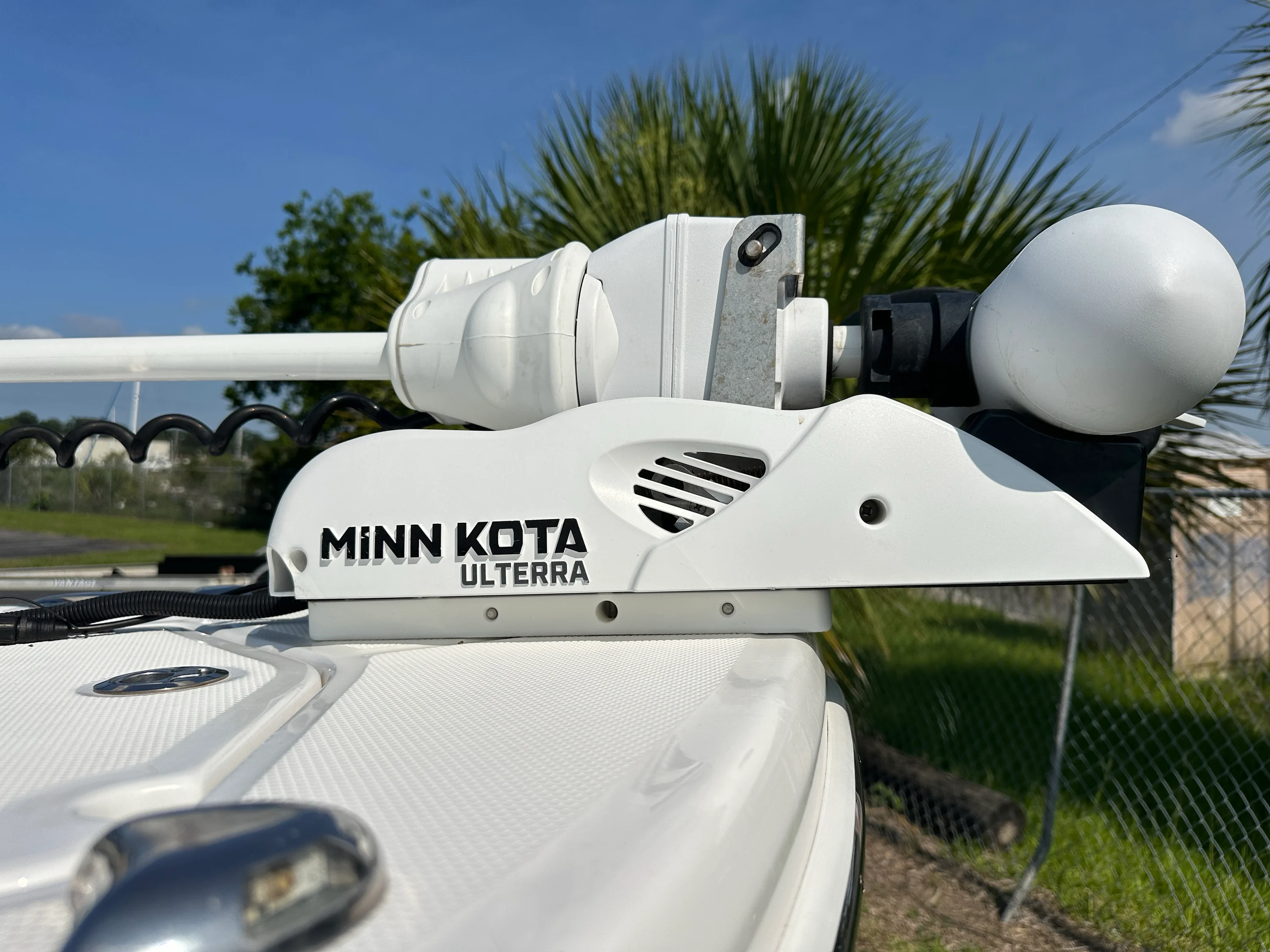 2021 Everglades 243 CC Image Thumbnail #20