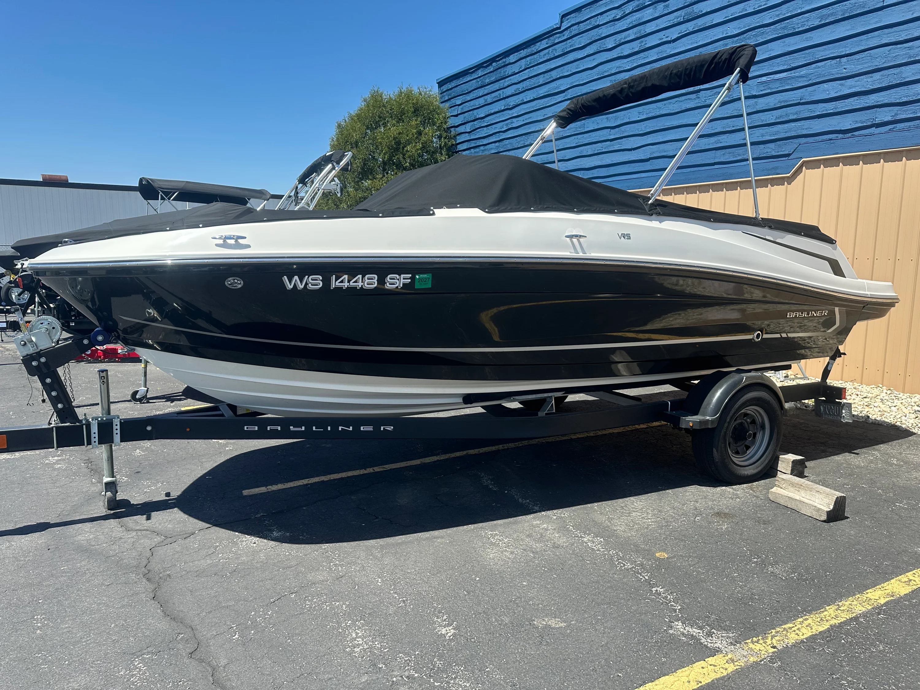 2022 Bayliner VR5 Bowrider I/O Image Thumbnail #0