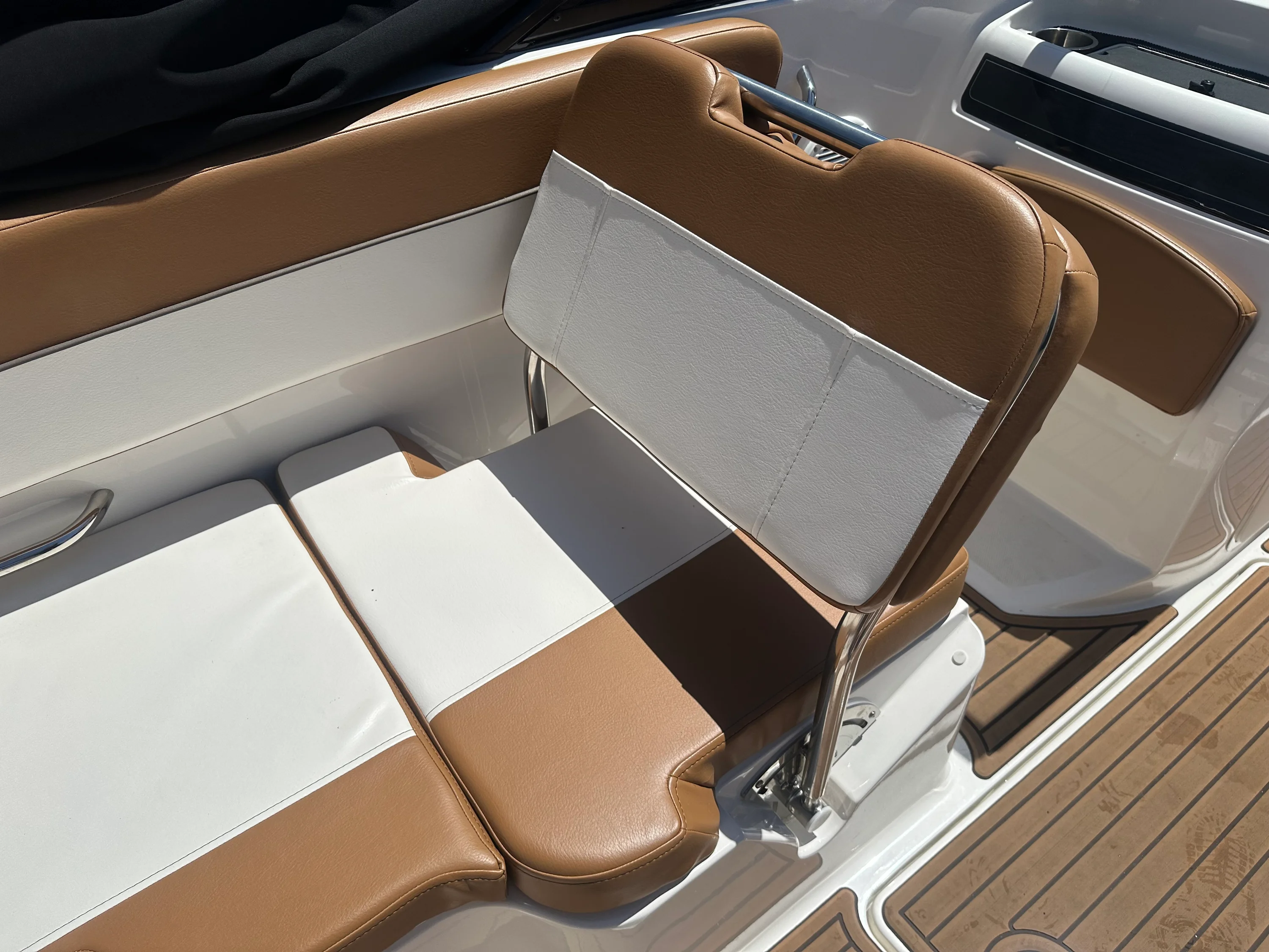 2022 Bayliner VR5 Bowrider I/O Image Thumbnail #9