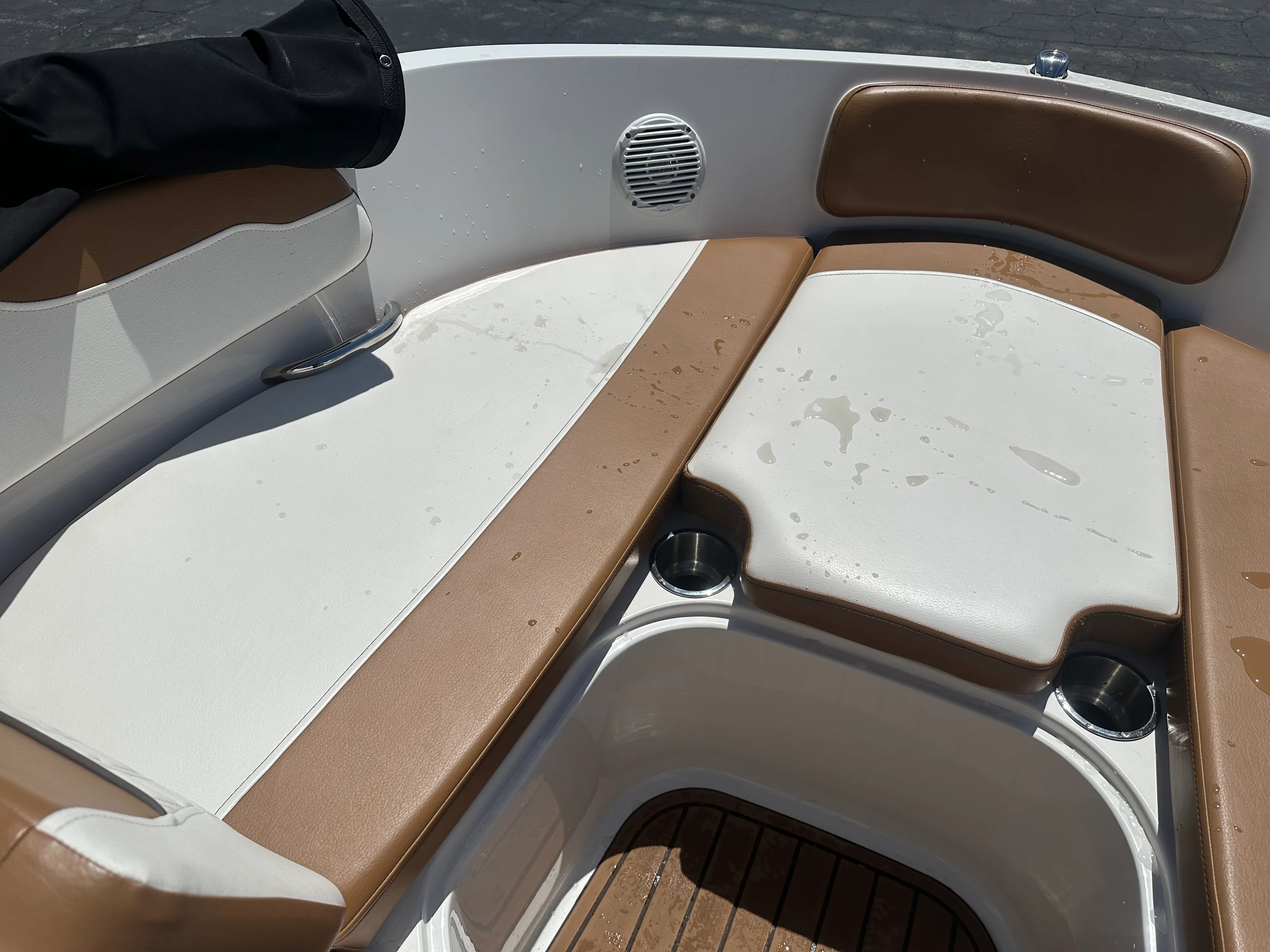 2022 Bayliner VR5 Bowrider I/O Image Thumbnail #16