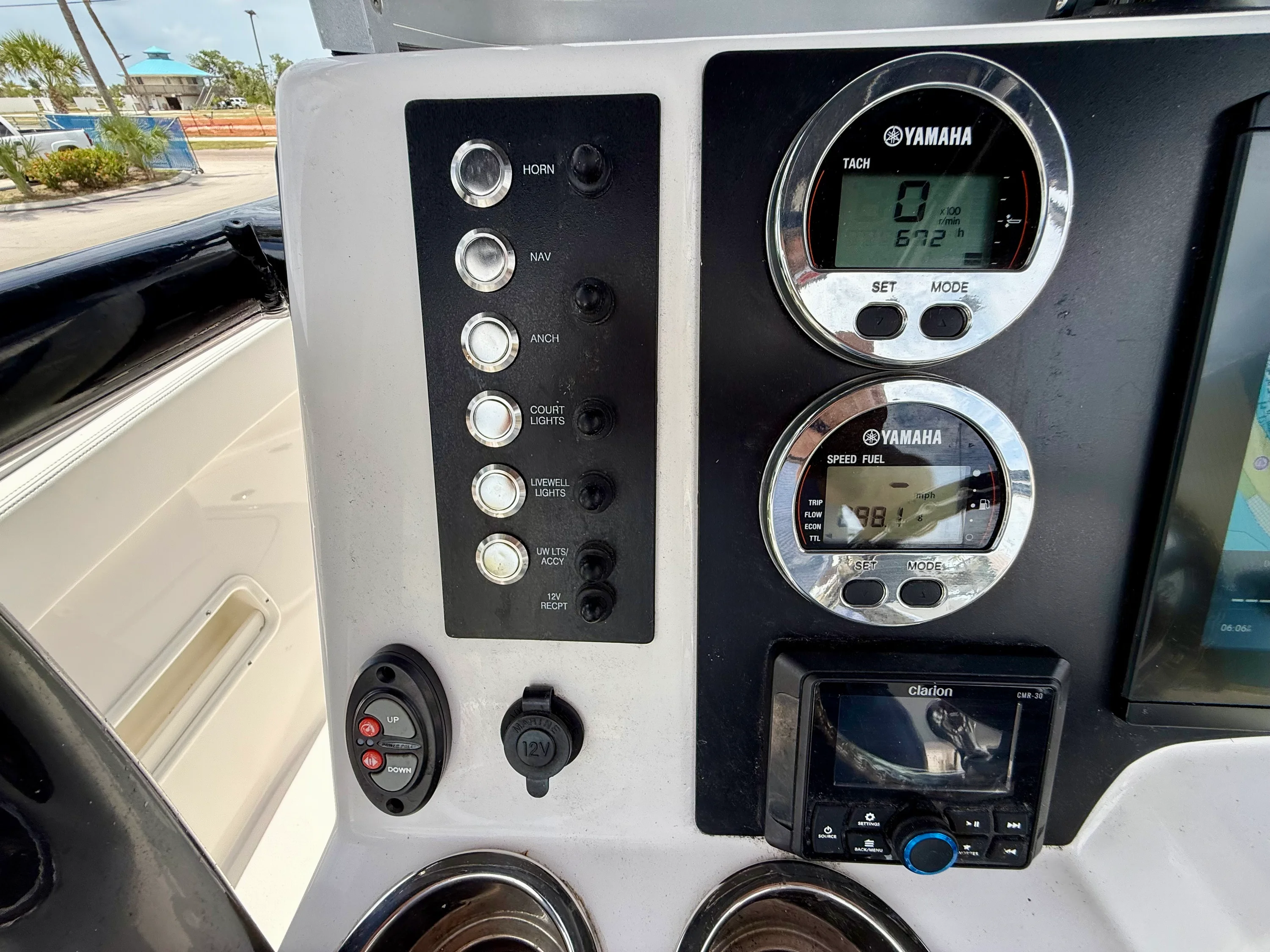 2024 Robalo 222 EXPLORER Image Thumbnail #19