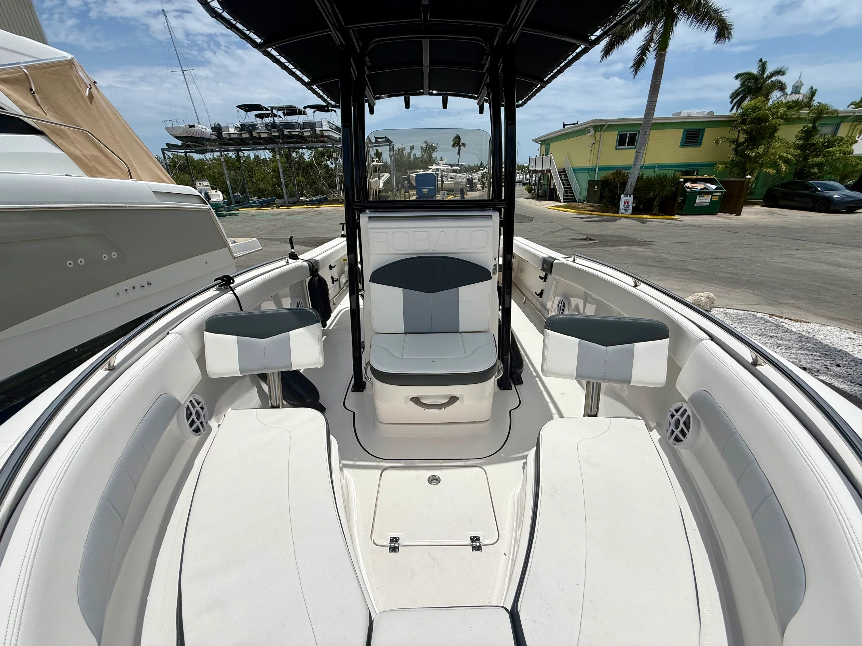 2024 Robalo 222 EXPLORER Image Thumbnail #24
