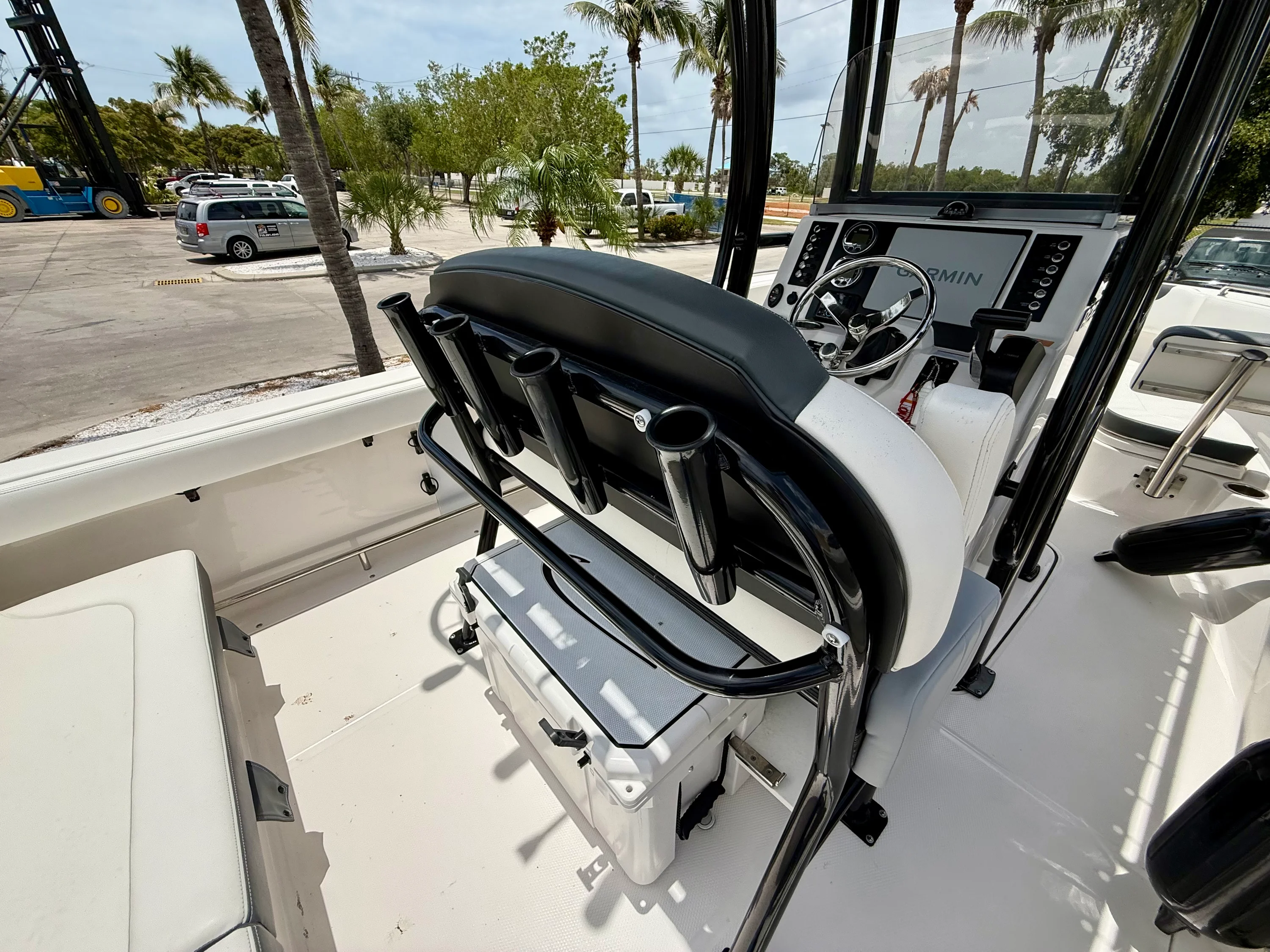2024 Robalo 222 EXPLORER Image Thumbnail #11