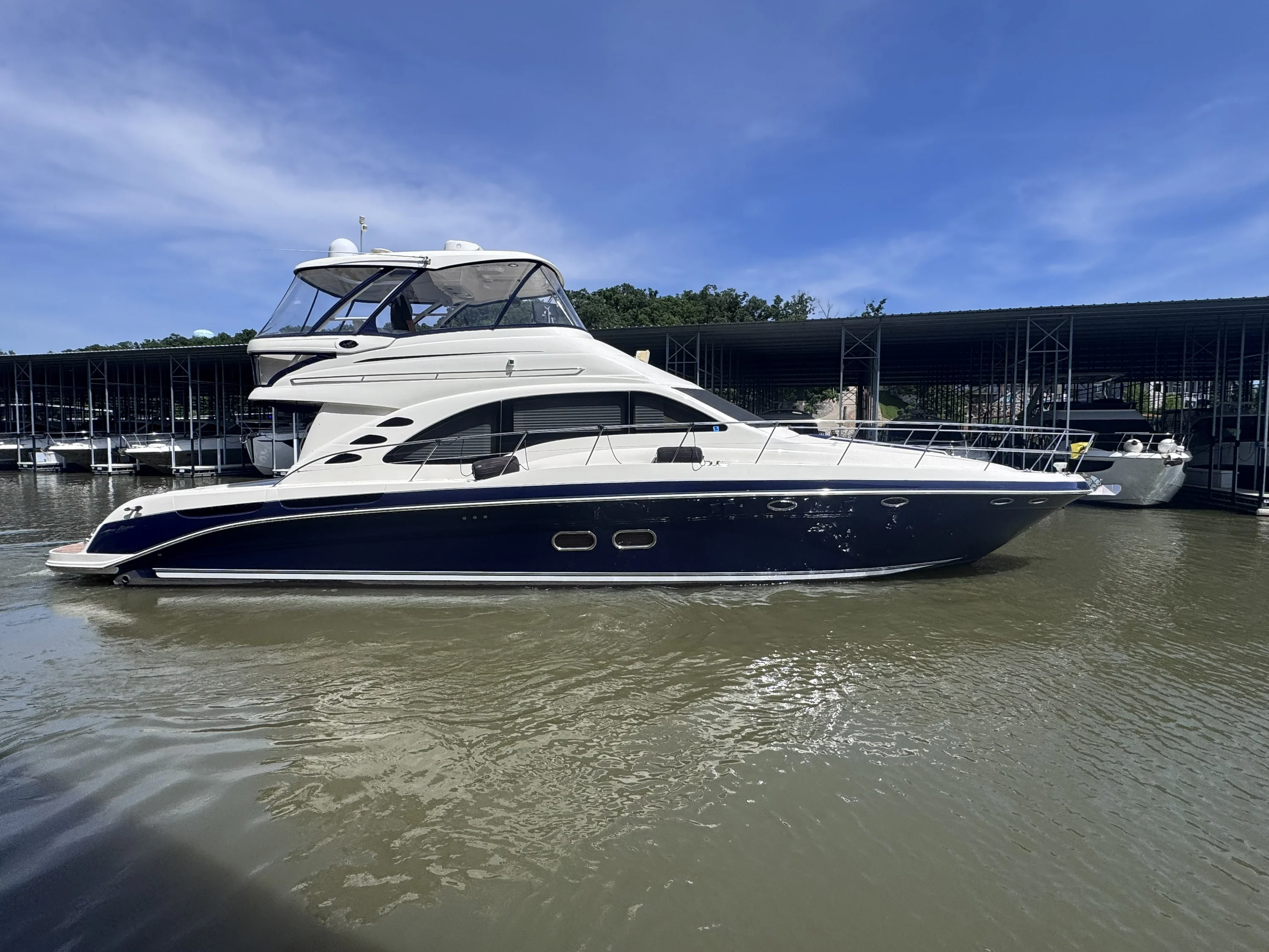 2005 Sea Ray 550 SEDAN BRIDGE Image Thumbnail #1