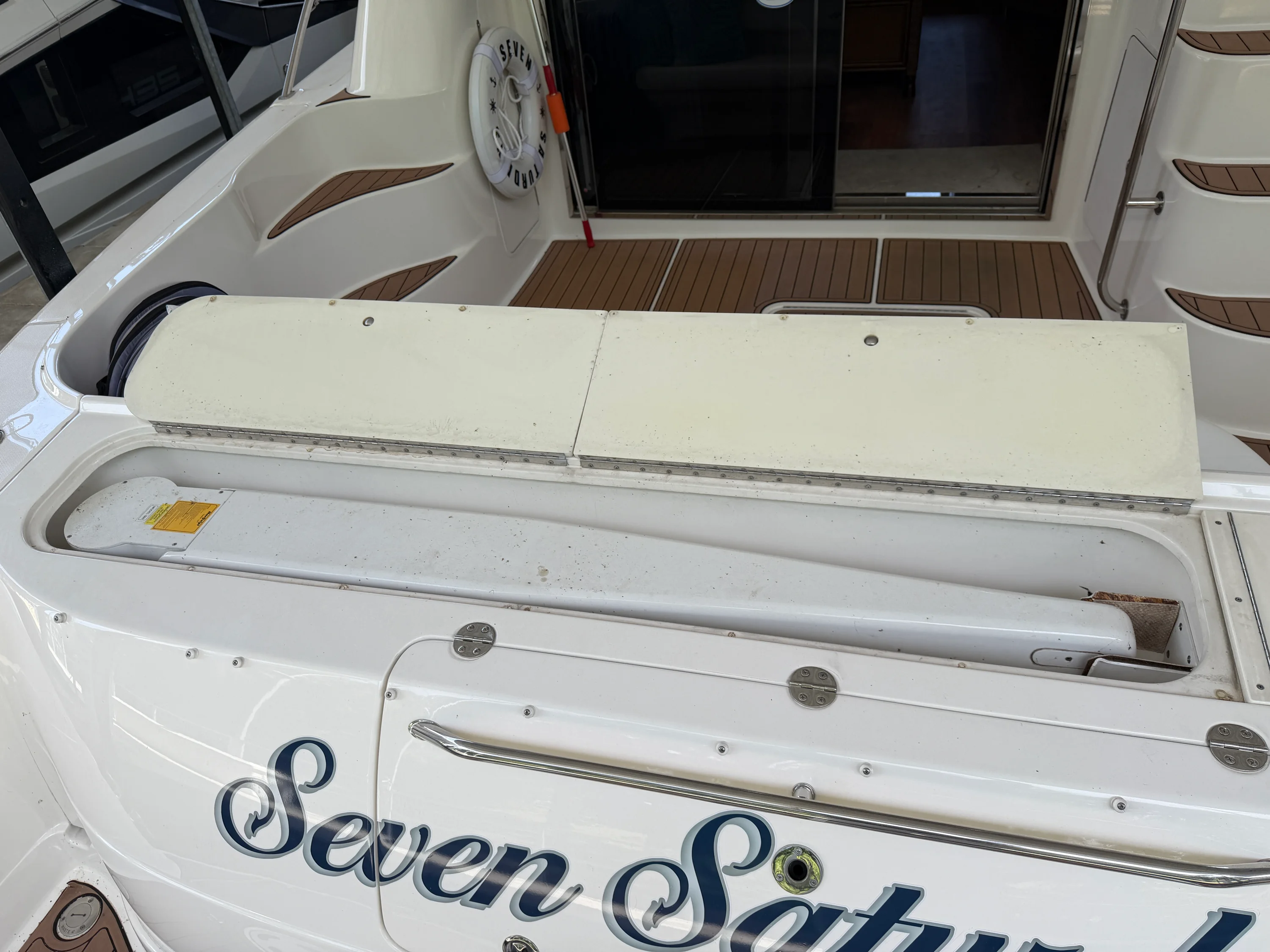 2005 Sea Ray 550 SEDAN BRIDGE Image Thumbnail #23