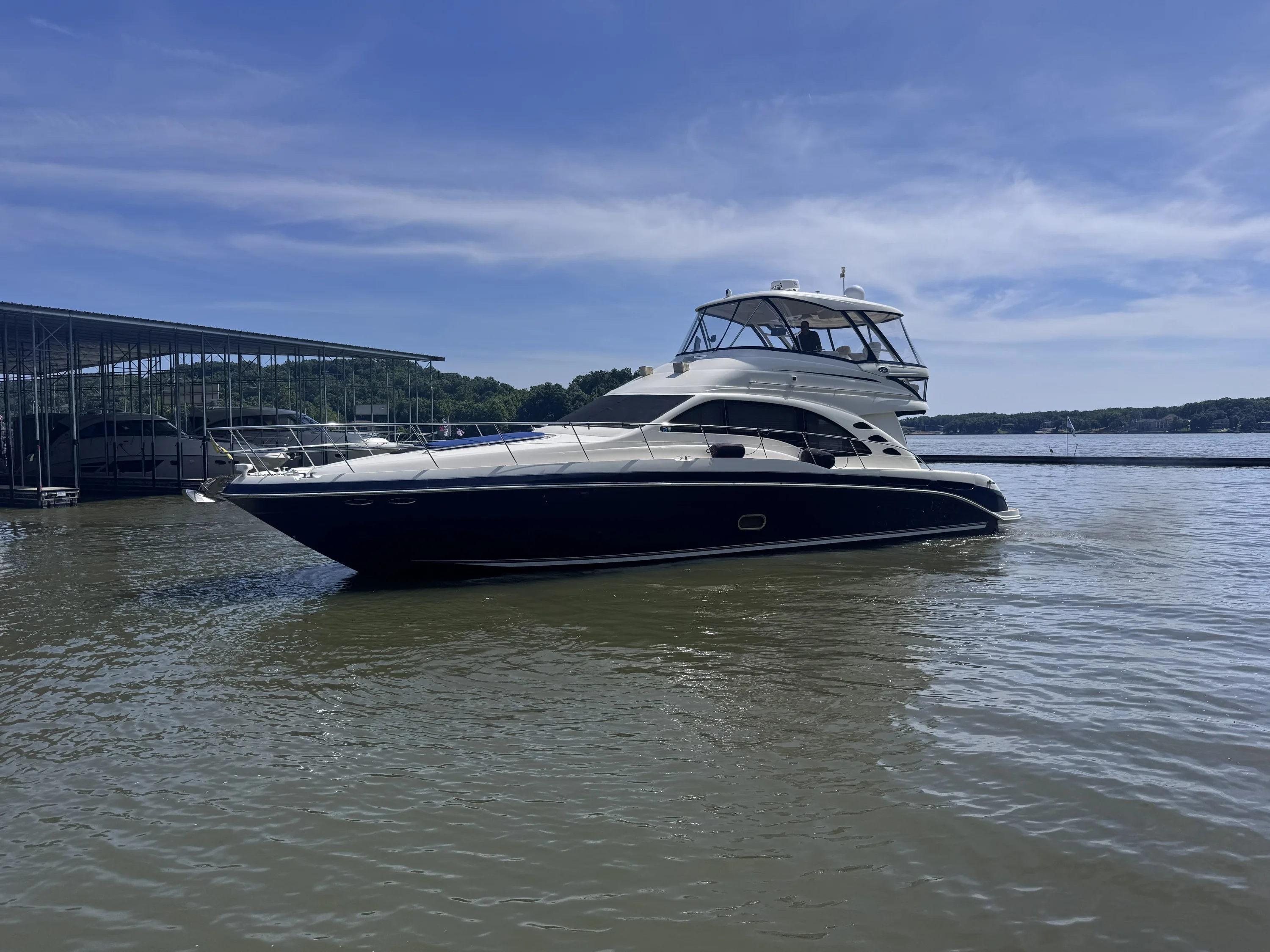 2005 Sea Ray 550 SEDAN BRIDGE Image Thumbnail #3