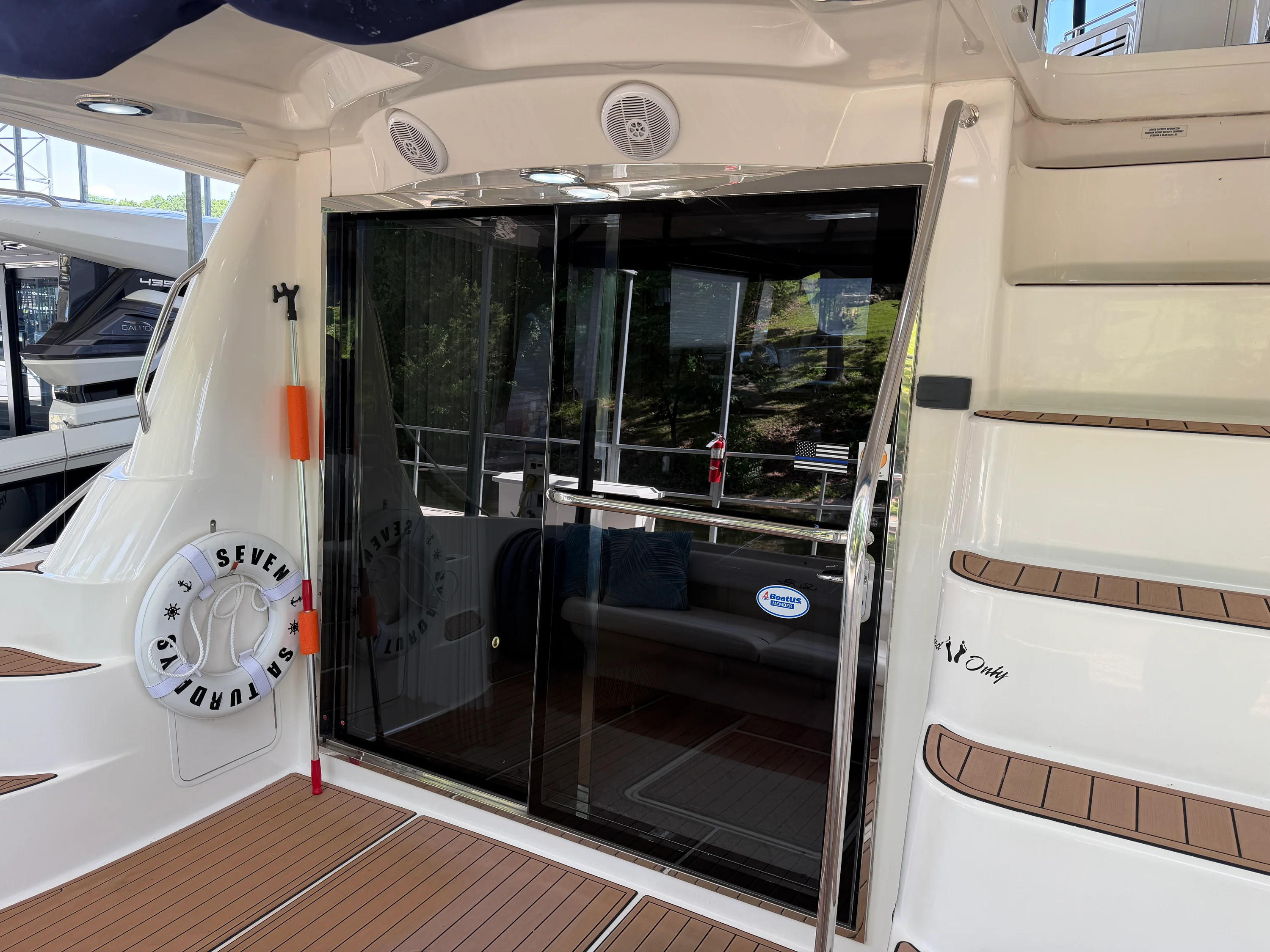 2005 Sea Ray 550 SEDAN BRIDGE Image Thumbnail #24