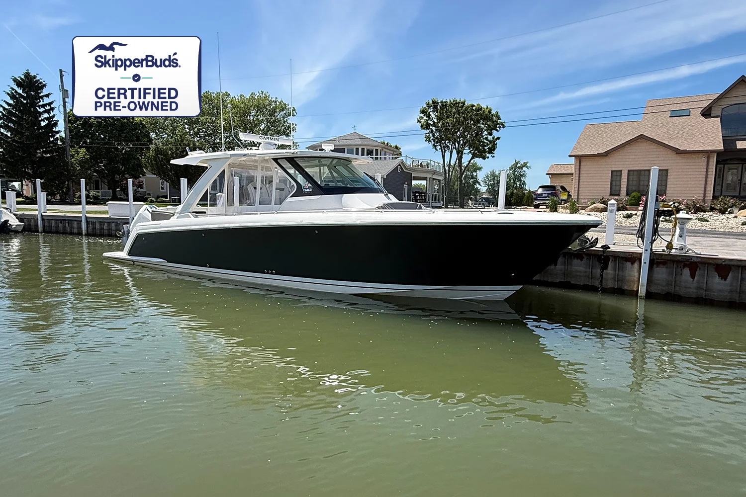 2025 Tiara Yachts 38 LS