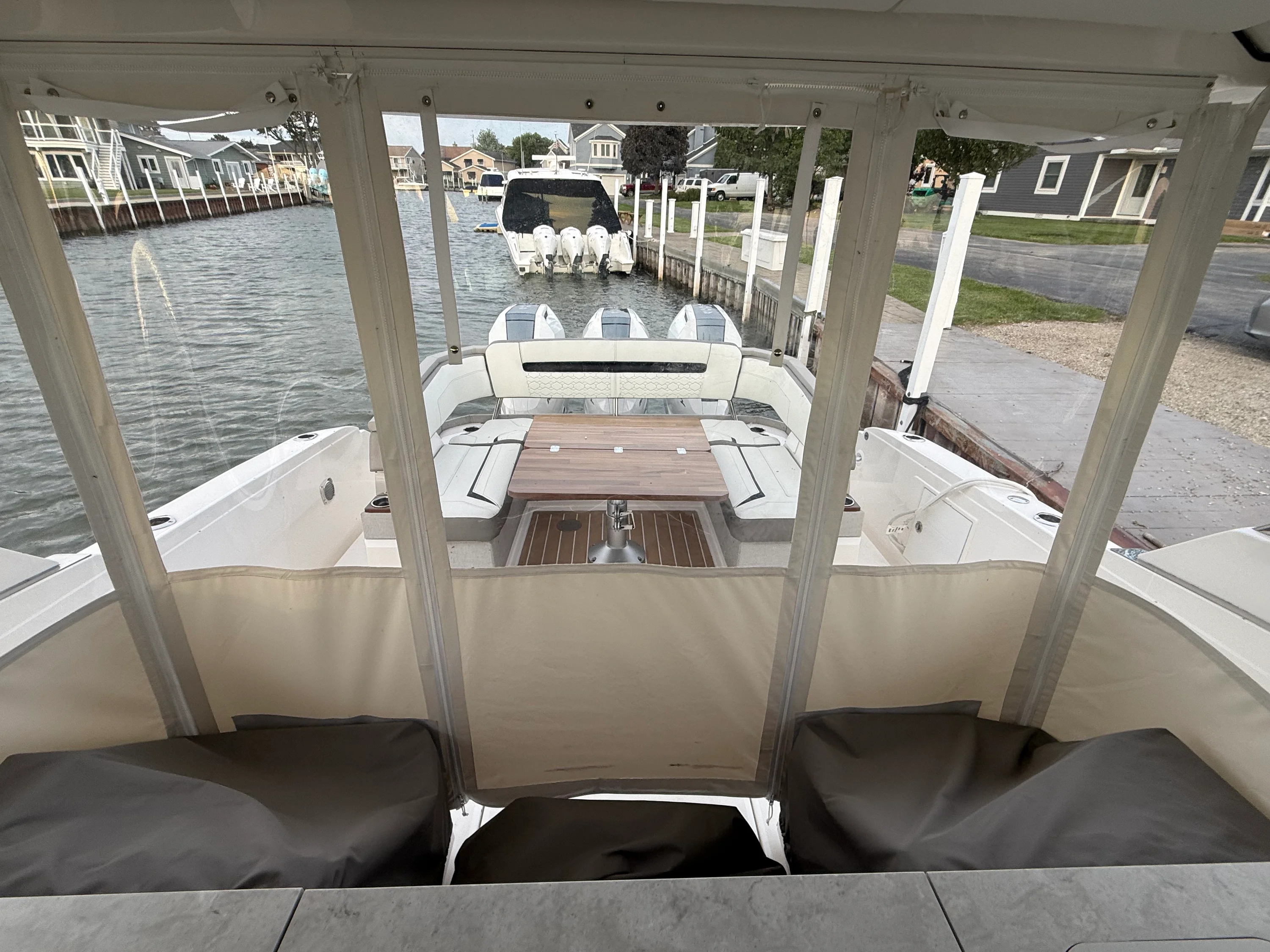 2025 Tiara Yachts 38 LS Image Thumbnail #18