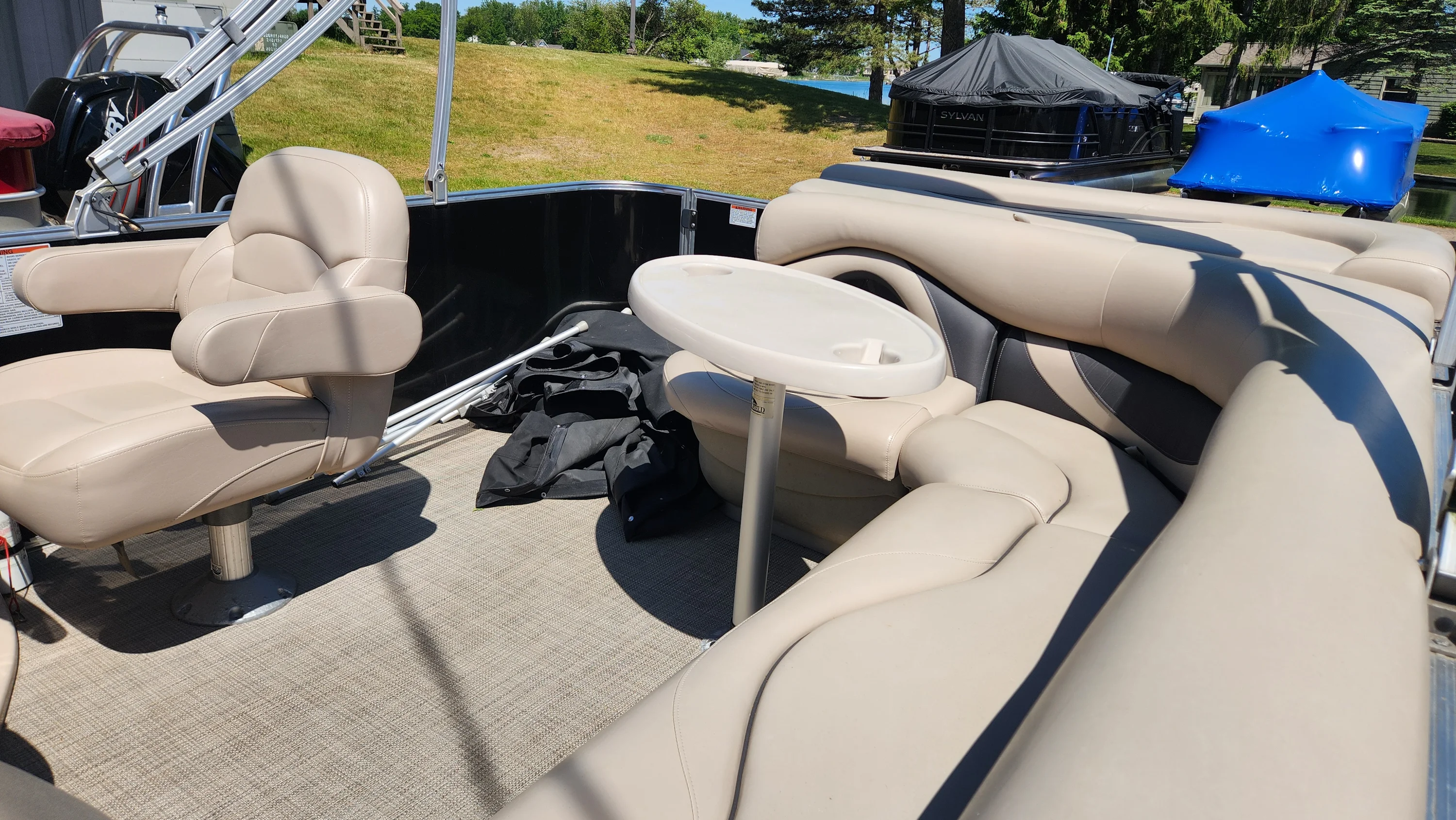 2016 Sylvan 820 MIRAGE Image Thumbnail #14