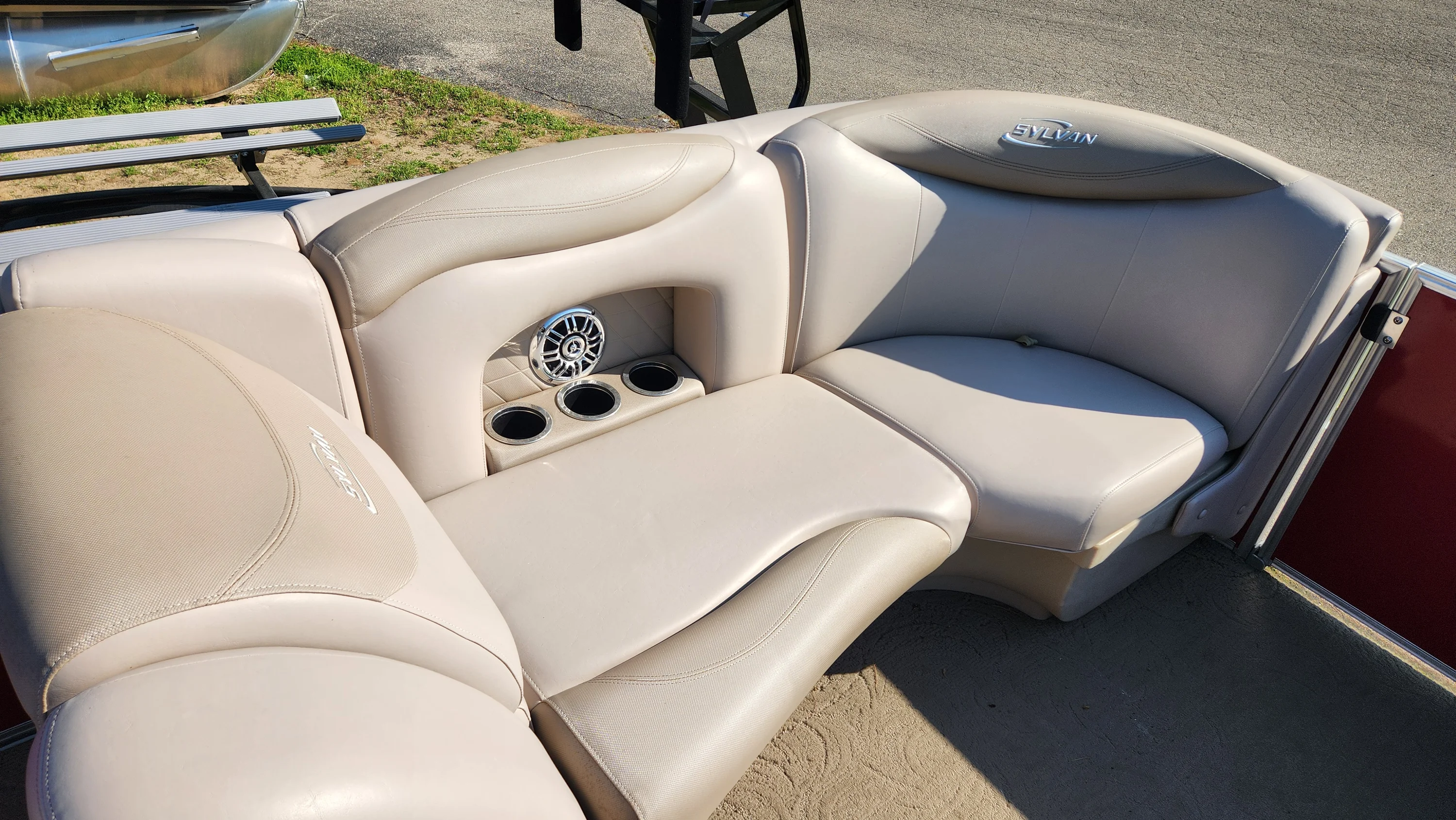 2014 Sylvan MIRAGE 8524 Image Thumbnail #29