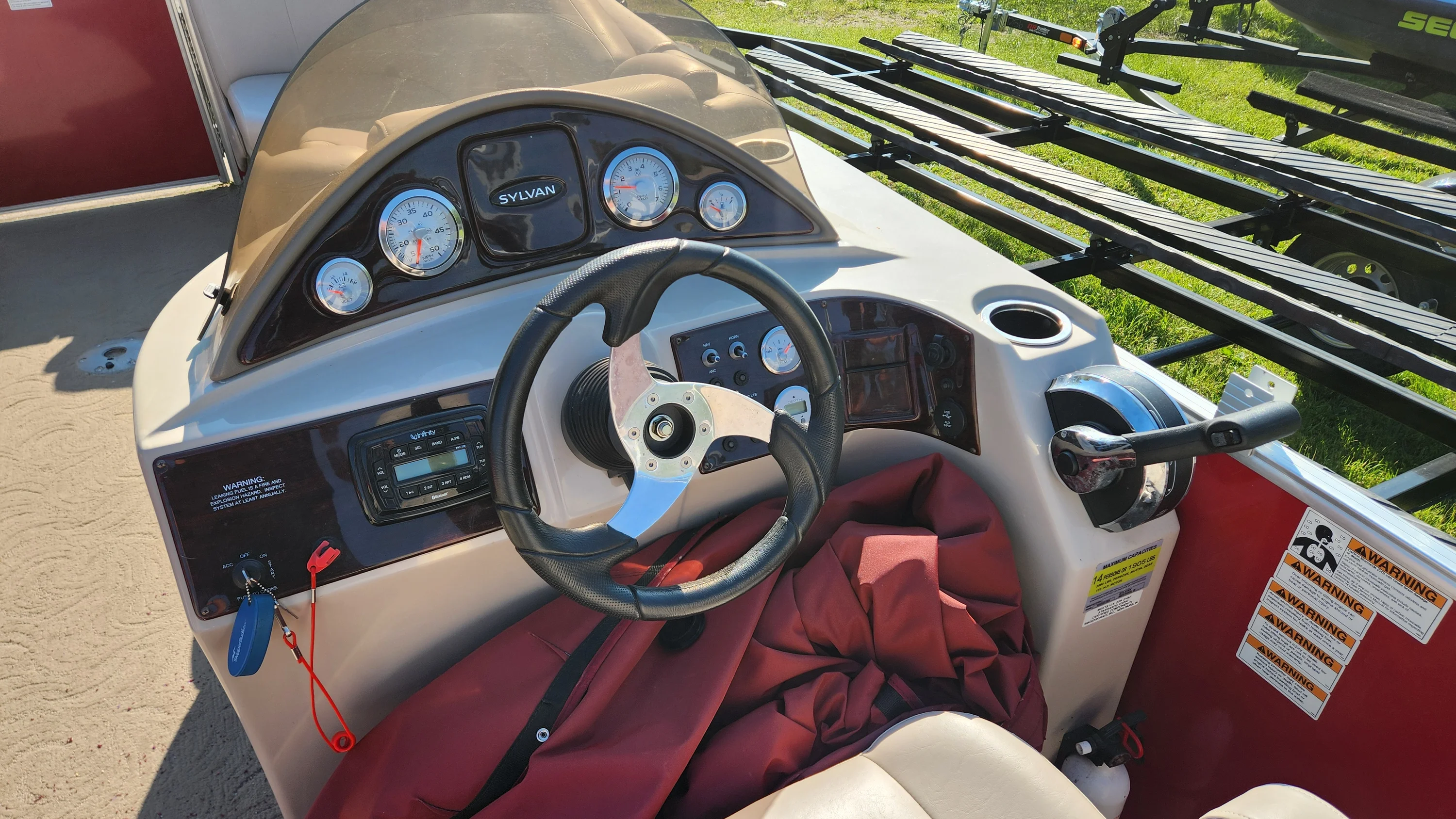 2014 Sylvan MIRAGE 8524 Image Thumbnail #20