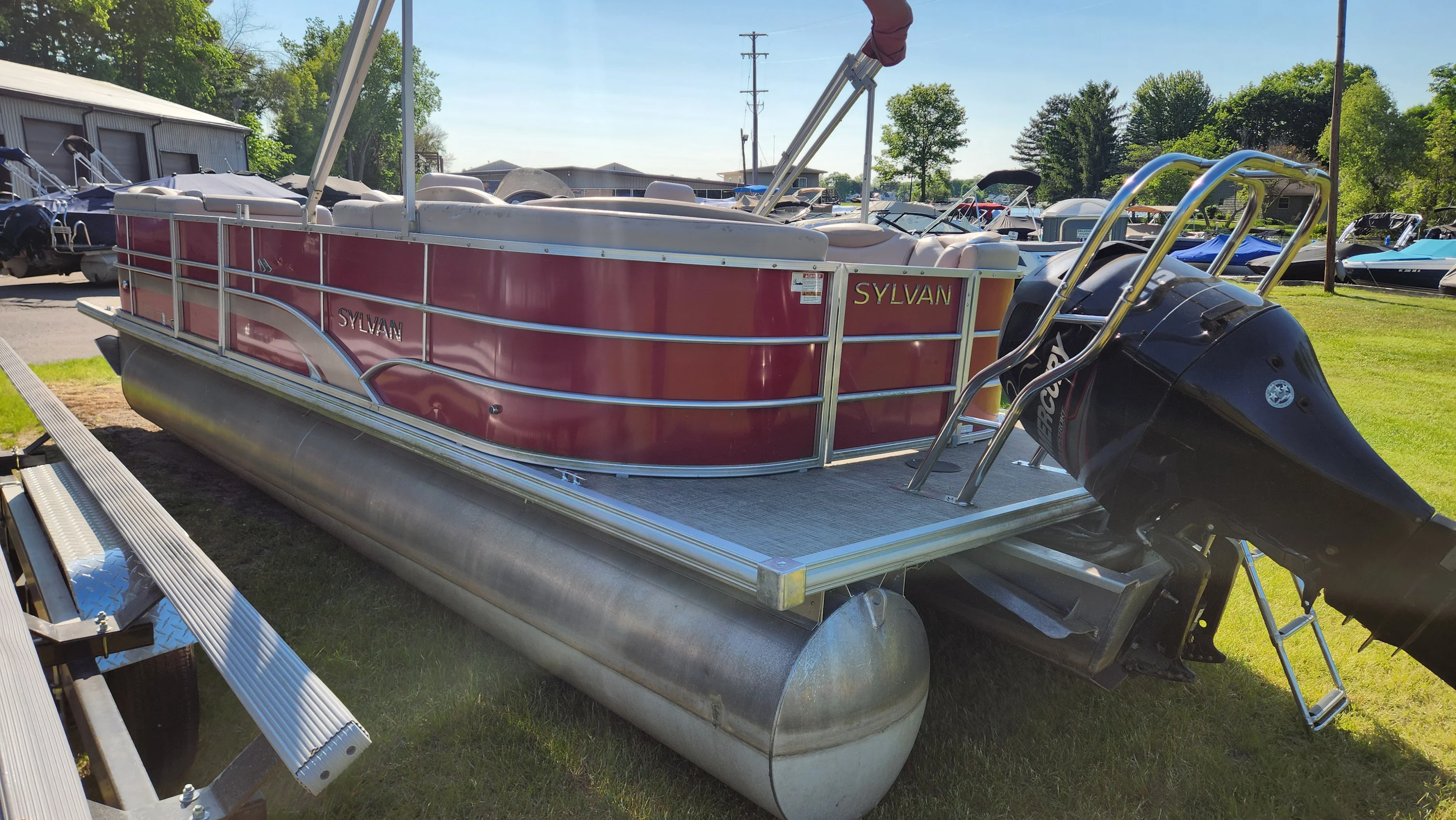 2014 Sylvan MIRAGE 8524 Image Thumbnail #6