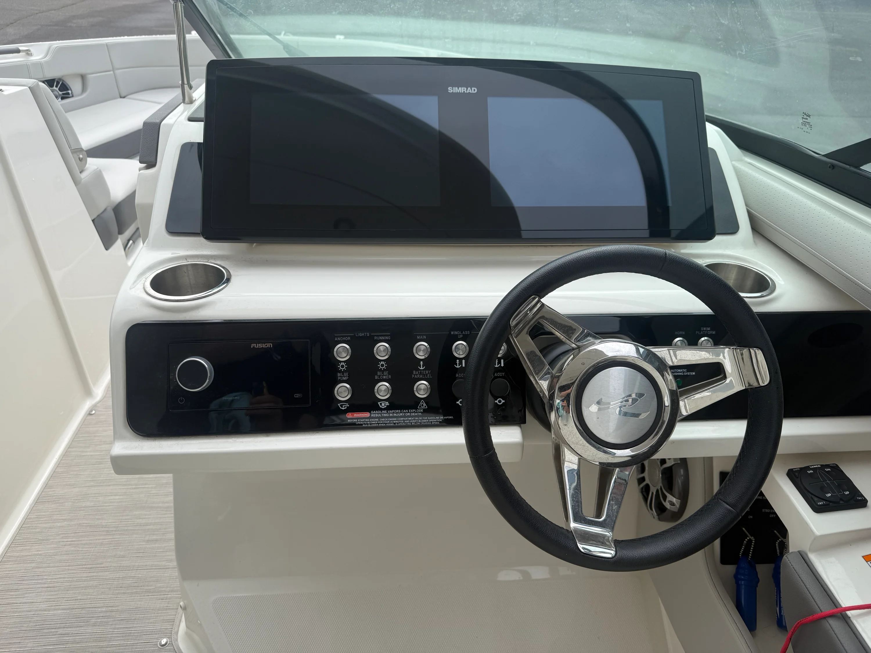 2022 Sea Ray 310 SLX Image Thumbnail #14
