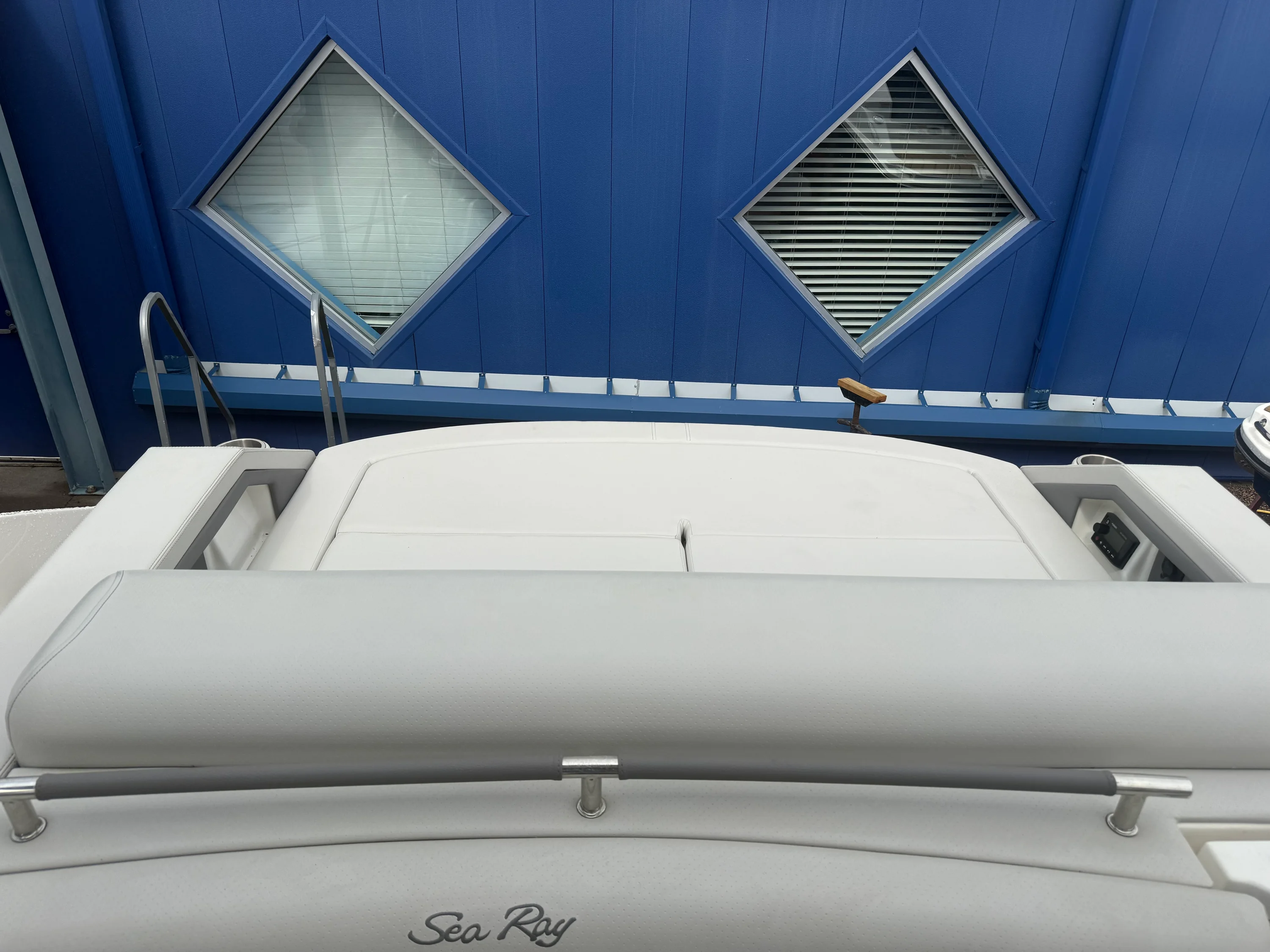 2022 Sea Ray 310 SLX Image Thumbnail #6