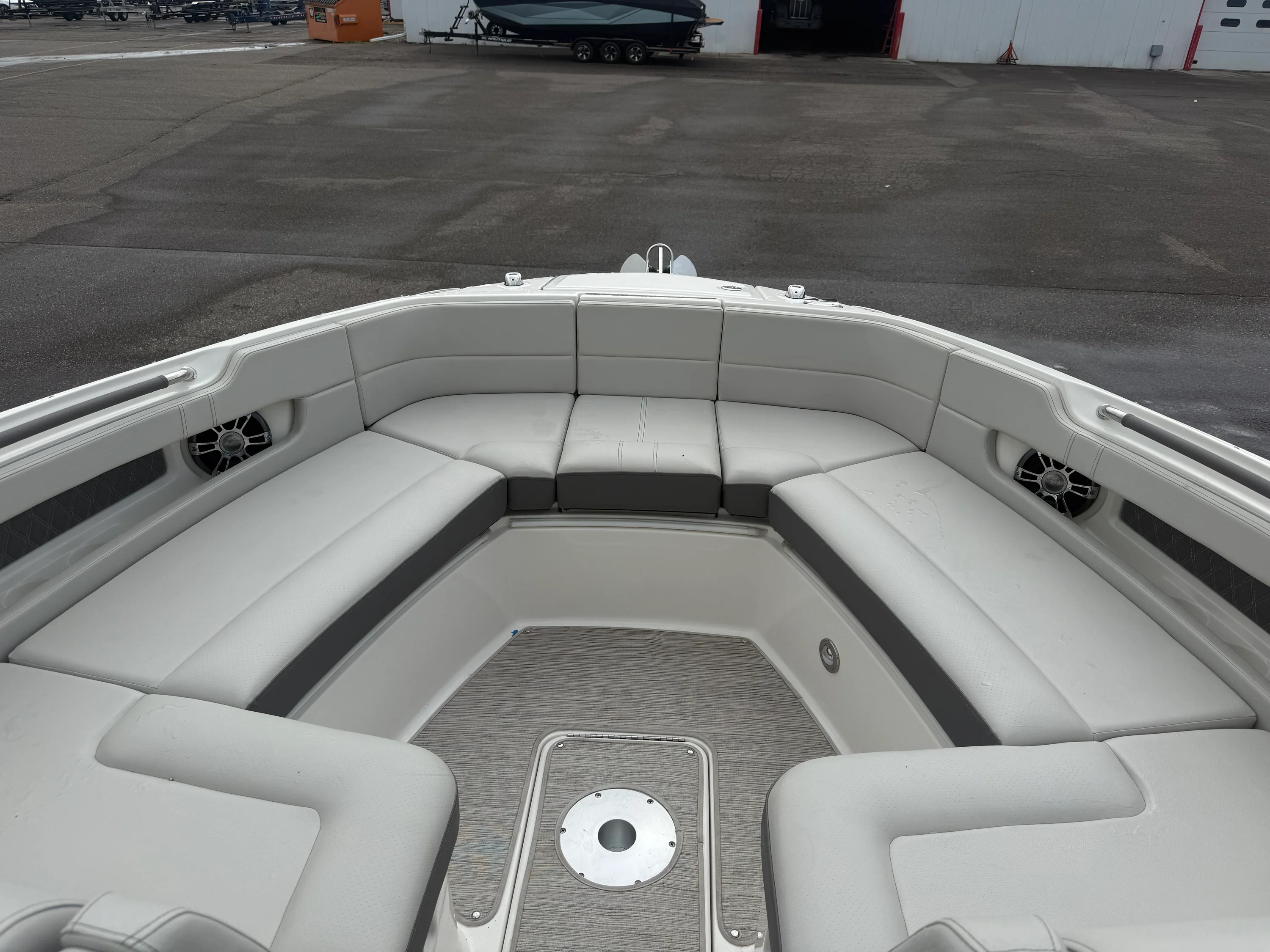 2022 Sea Ray 310 SLX Image Thumbnail #12