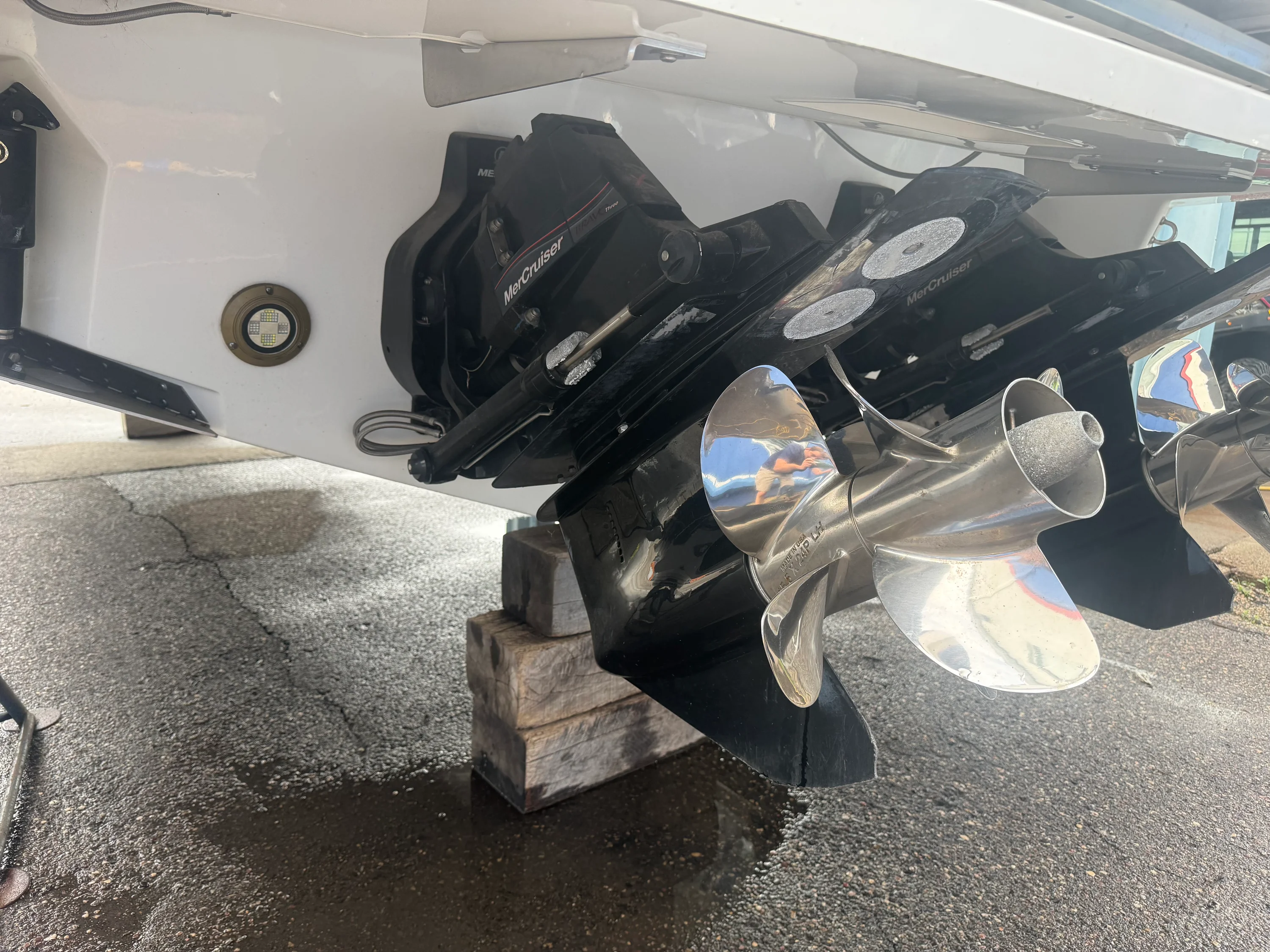2022 Sea Ray 310 SLX Image Thumbnail #3