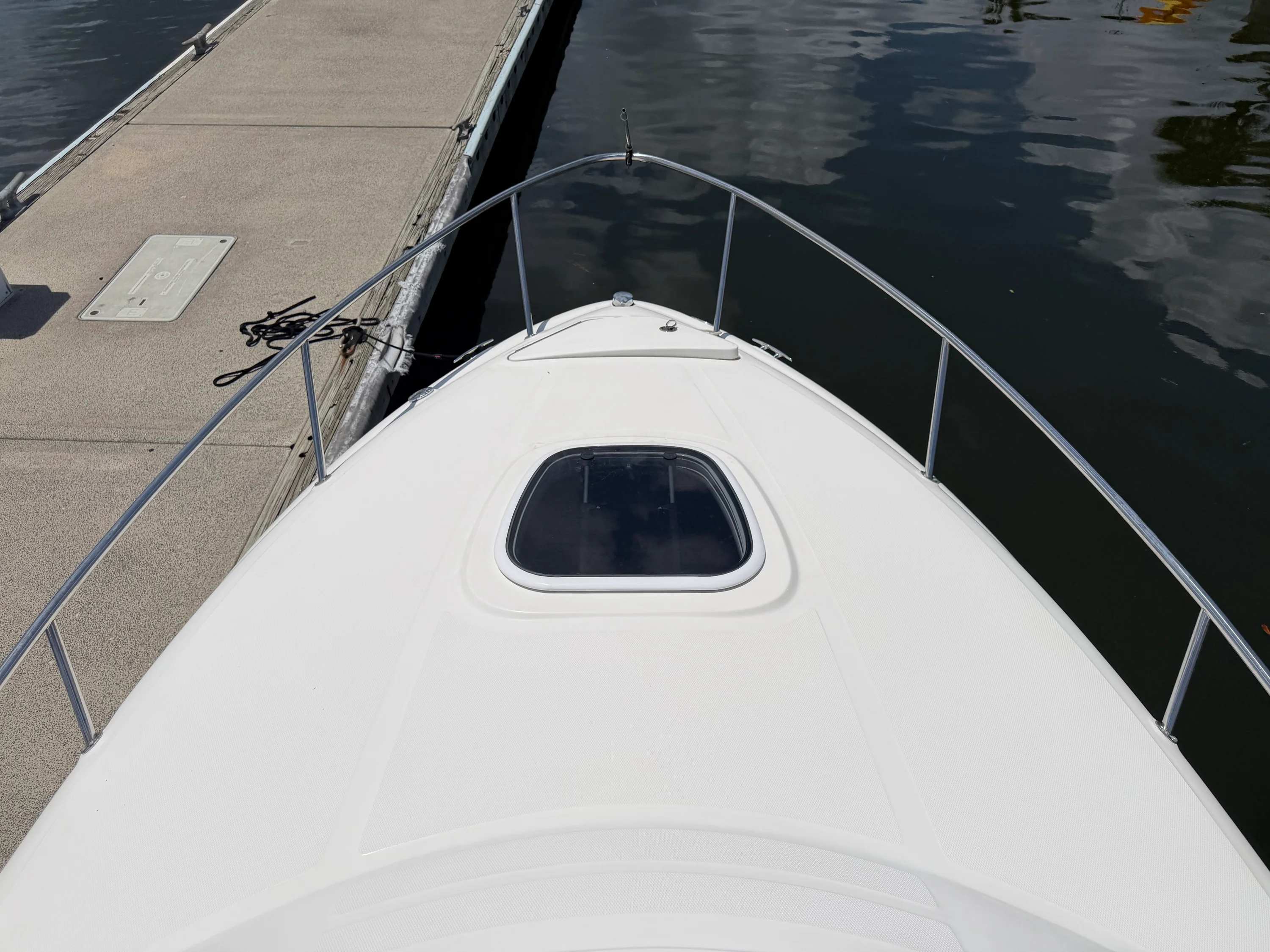 2011 Sea Ray 240 SUNDANCER Image Thumbnail #16