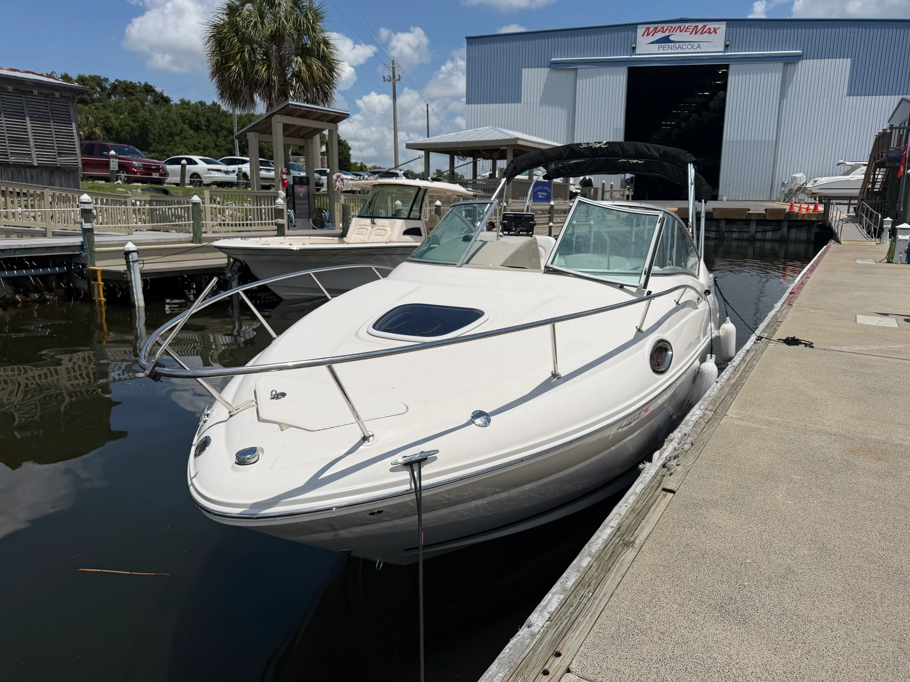 2011 Sea Ray 240 SUNDANCER Image Thumbnail #5