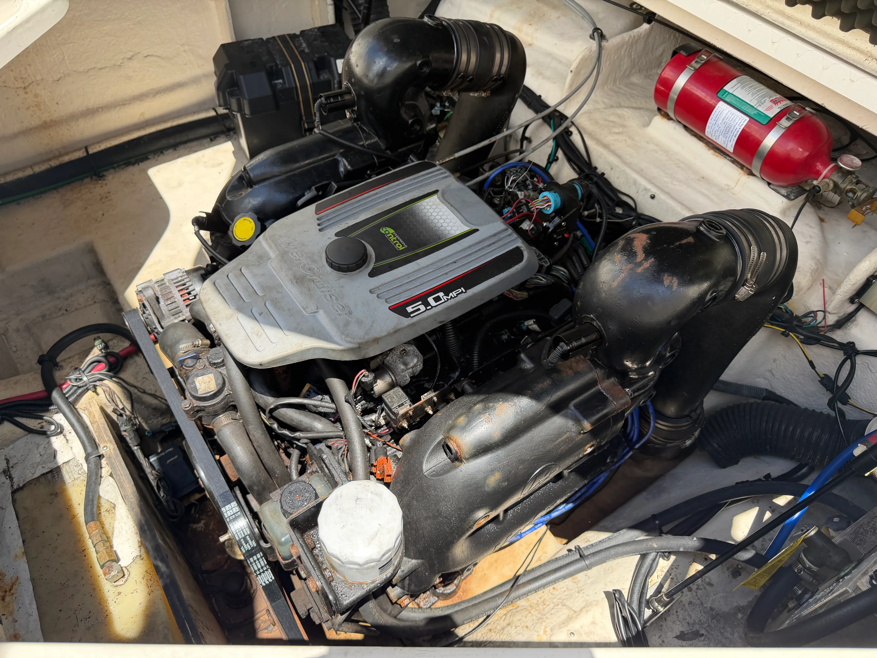 2011 Sea Ray 240 SUNDANCER Image Thumbnail #48