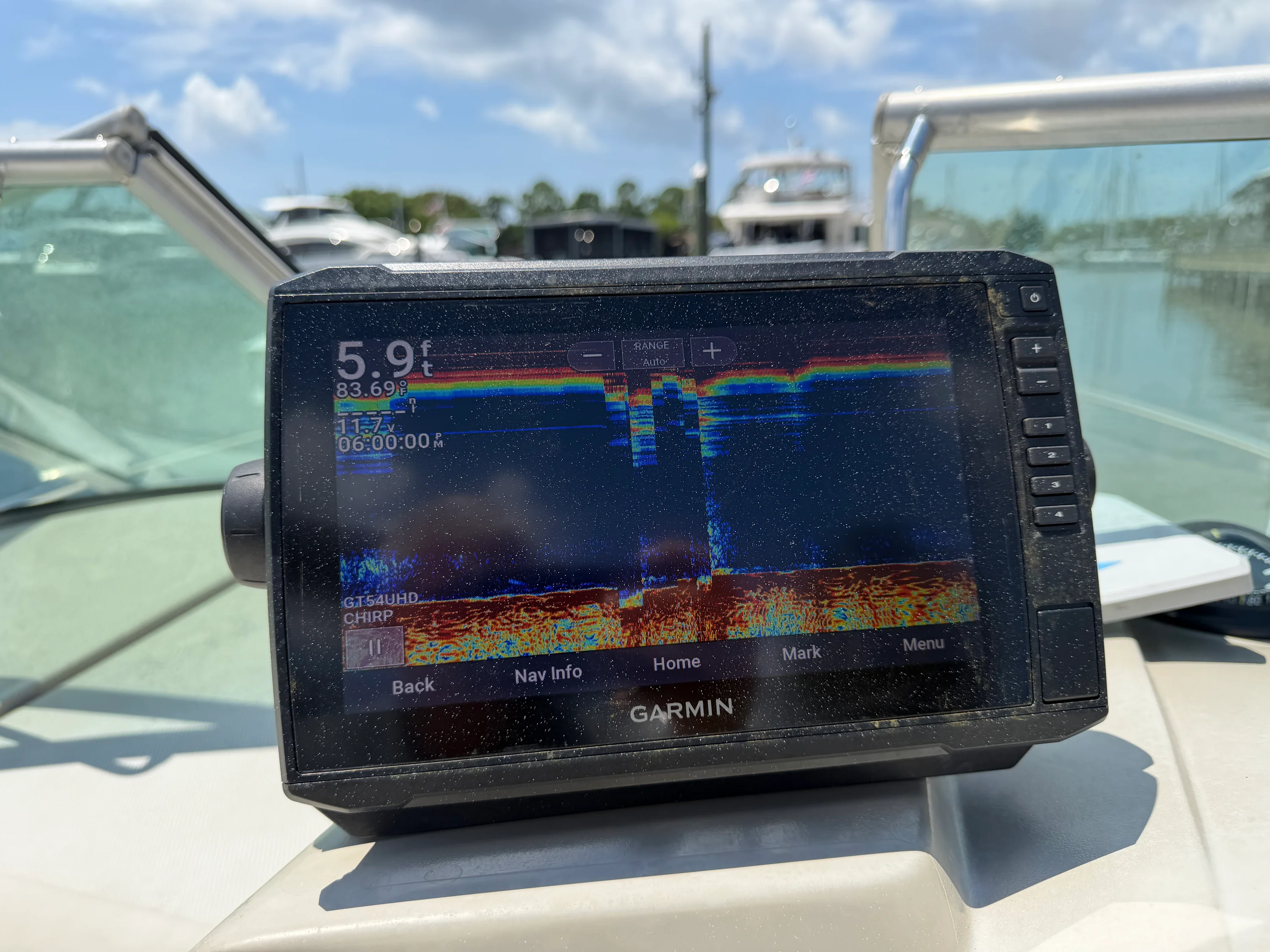 2011 Sea Ray 240 SUNDANCER Image Thumbnail #21