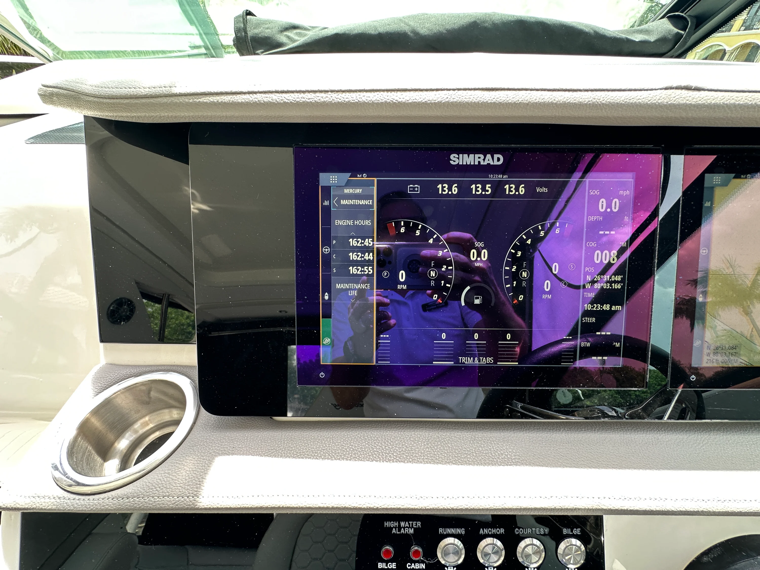 2022 Sea Ray 320 SUNDANCER OB Image Thumbnail #14
