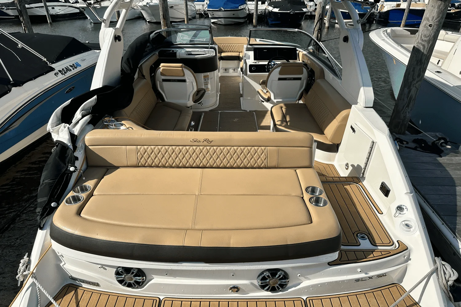 2019 Sea Ray 250 SLX Image Thumbnail #4