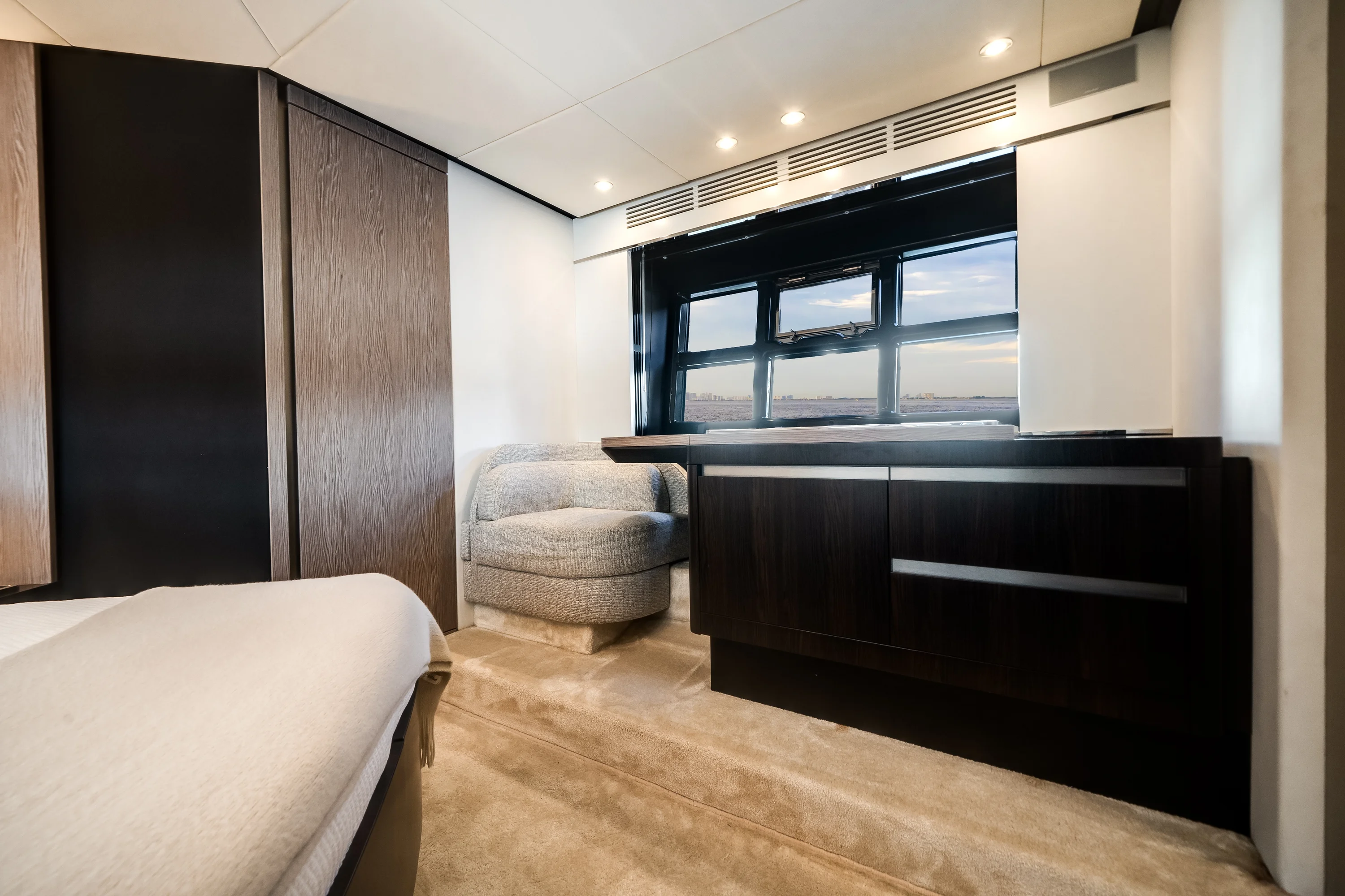 2021 Azimut S6 SPORTFLY Image Thumbnail #49