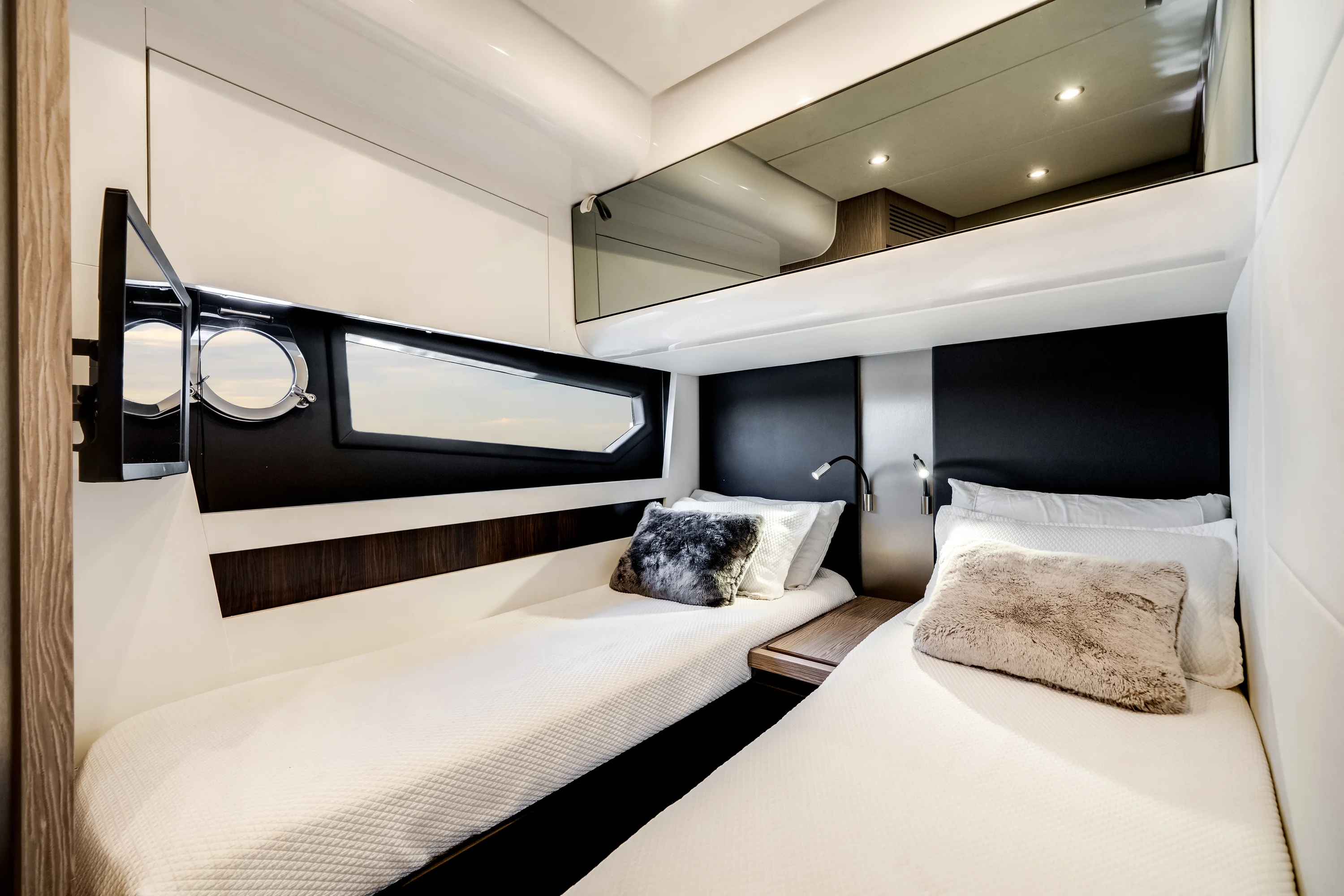 2021 Azimut S6 SPORTFLY Image Thumbnail #44