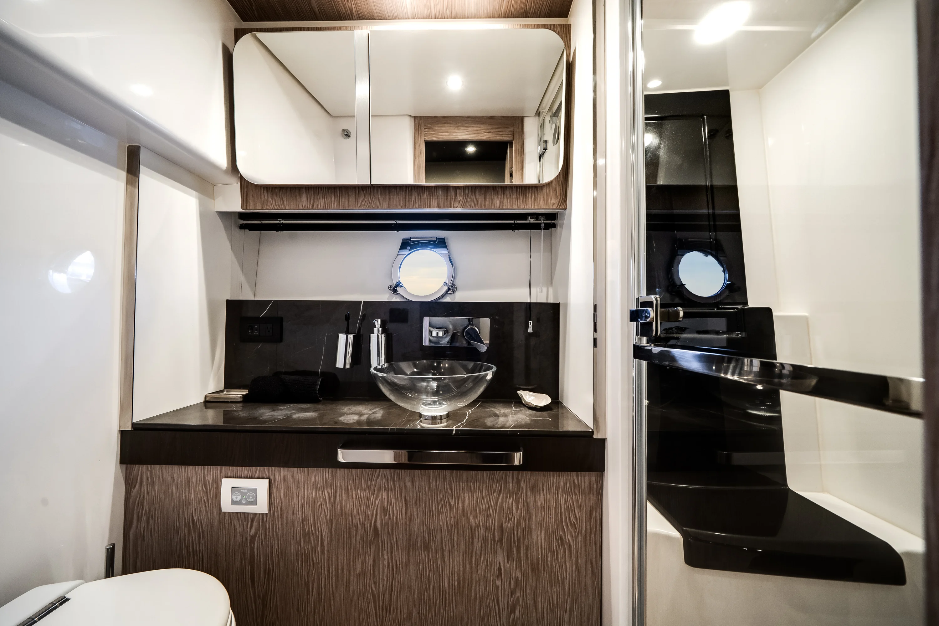 2021 Azimut S6 SPORTFLY Image Thumbnail #55
