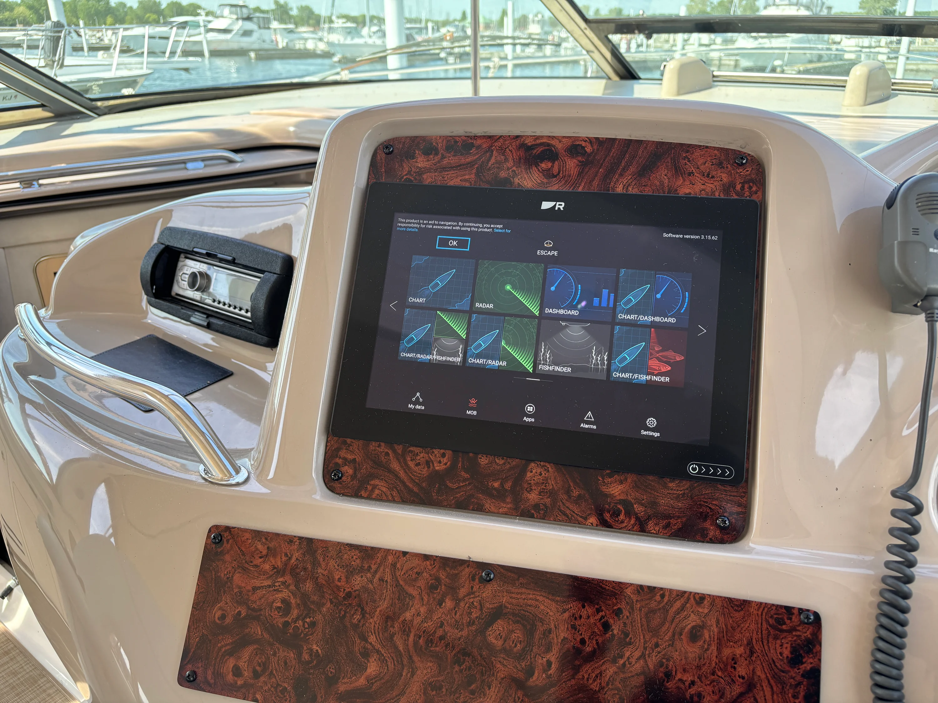 2000 Sea Ray 460 SUNDANCER Image Thumbnail #11