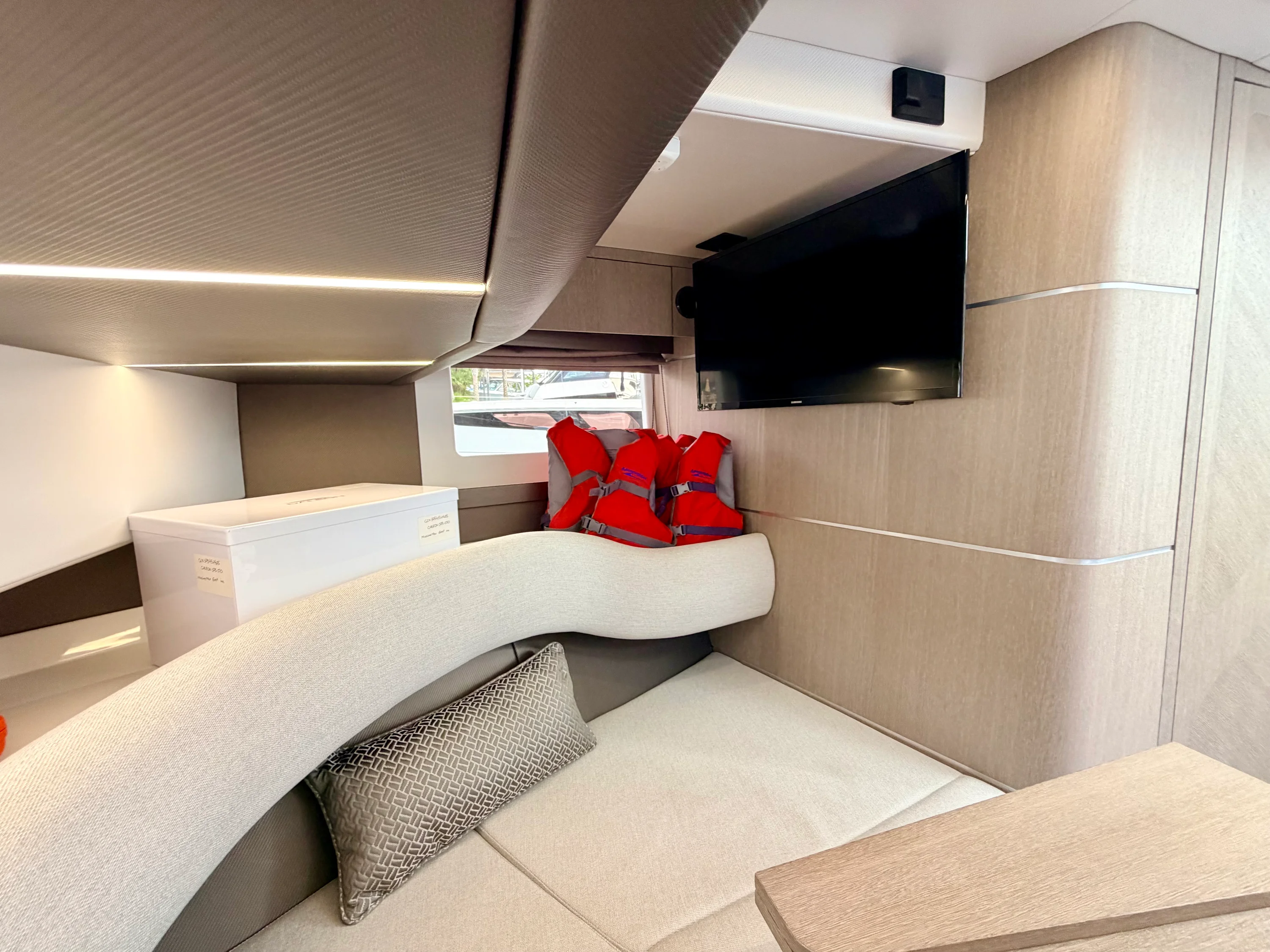 2025 Galeon 375 GTO Image Thumbnail #32