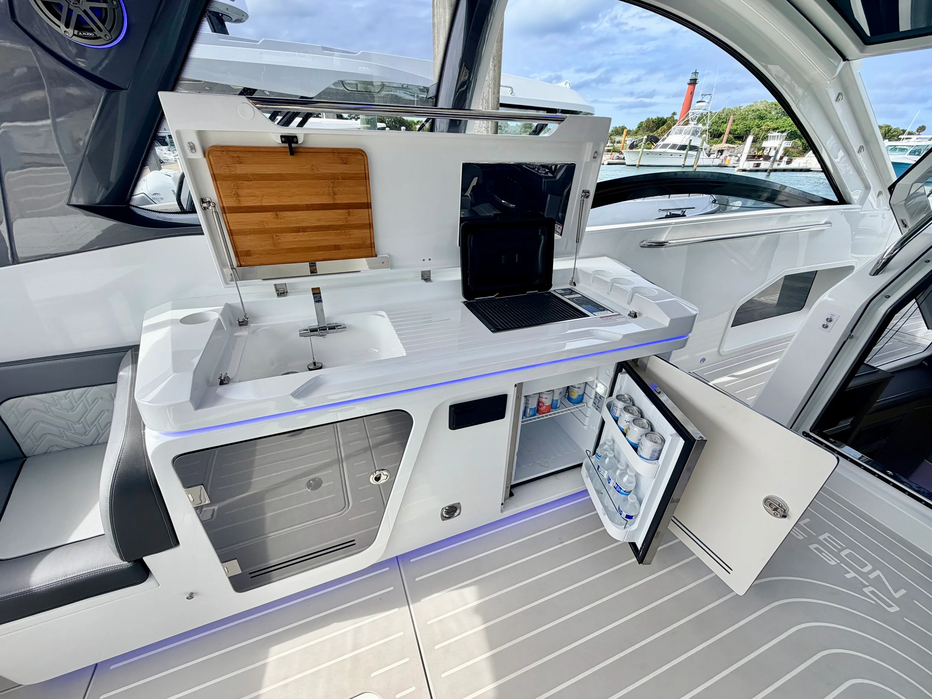 2025 Galeon 375 GTO Image Thumbnail #20