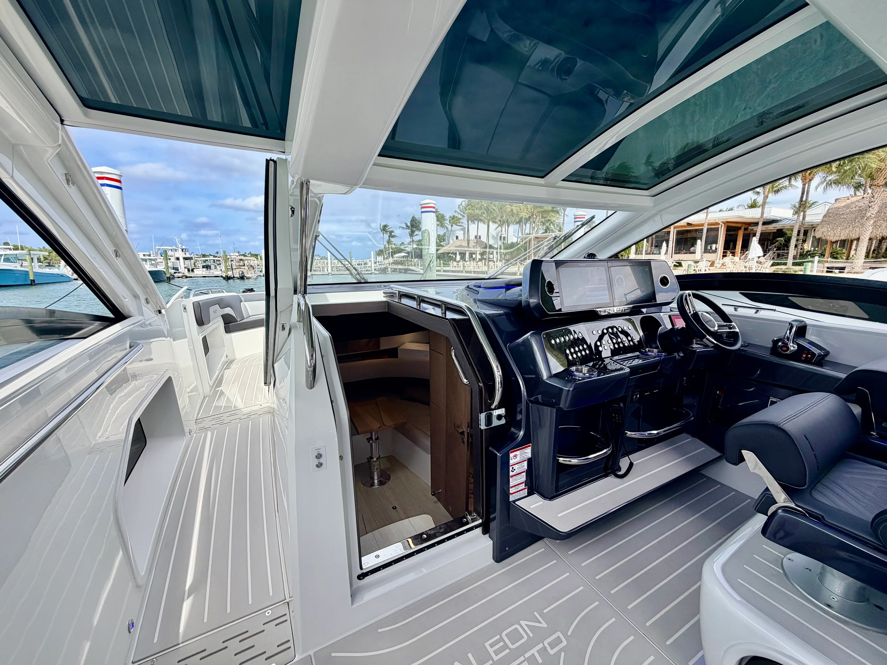 2025 Galeon 375 GTO Image Thumbnail #28