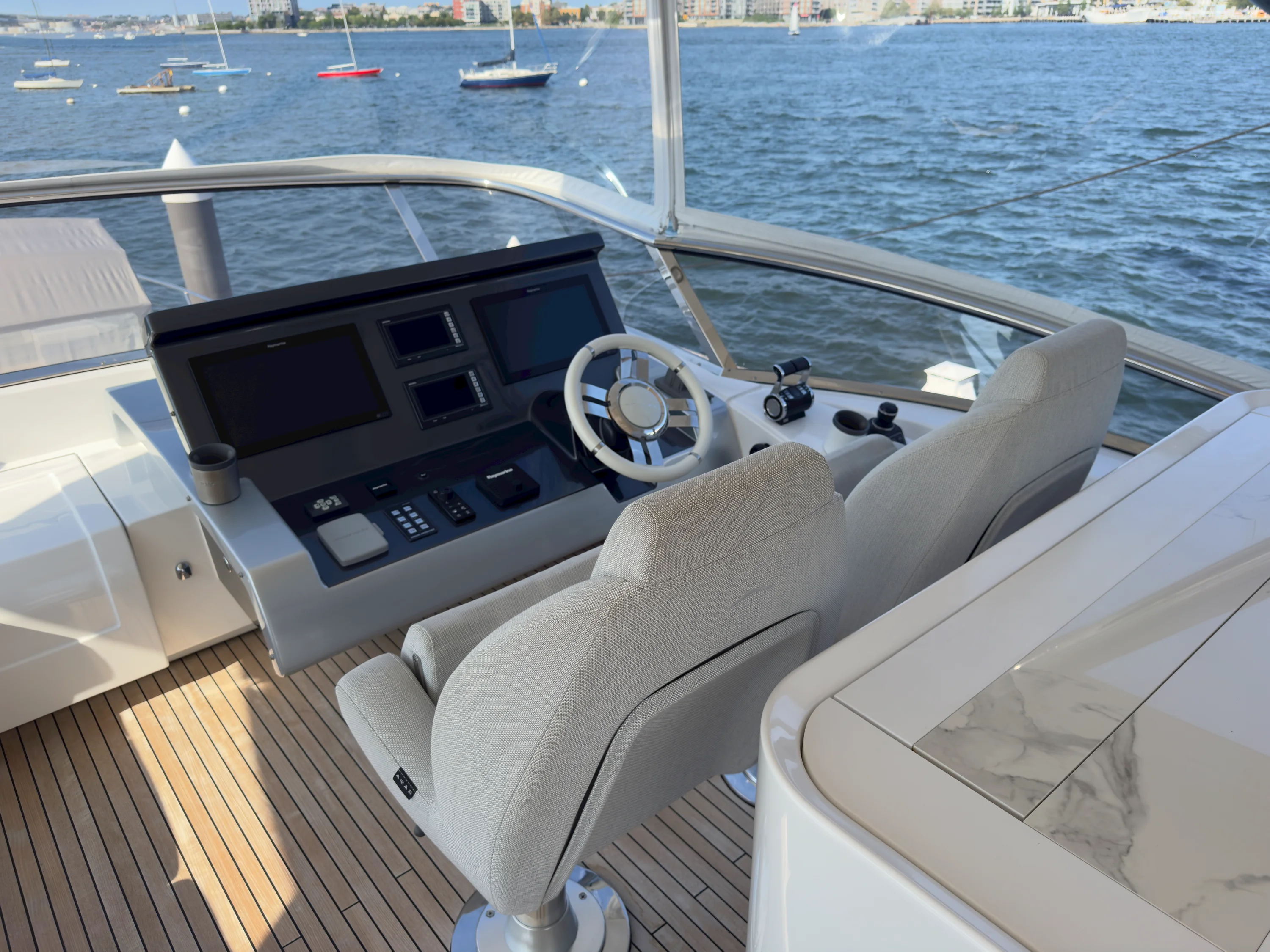 2022 Azimut GRANDE 25M Image Thumbnail #39