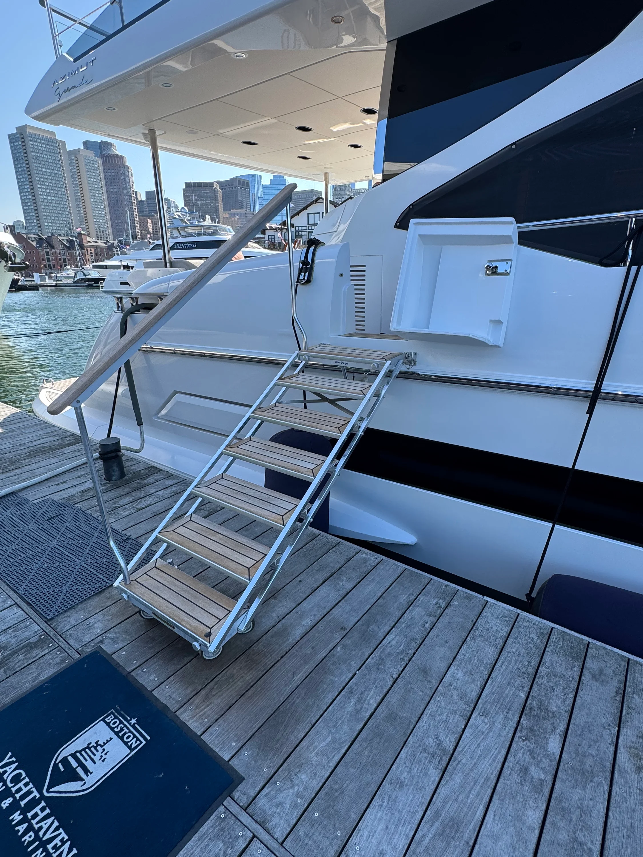 2022 Azimut GRANDE 25M Image Thumbnail #4