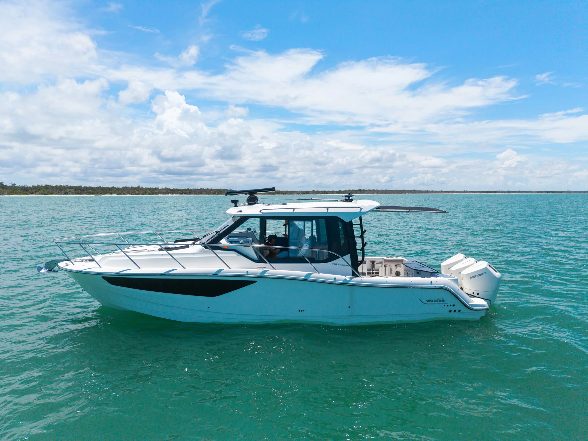 2025 Boston Whaler 365 CONQUEST Image Thumbnail #12