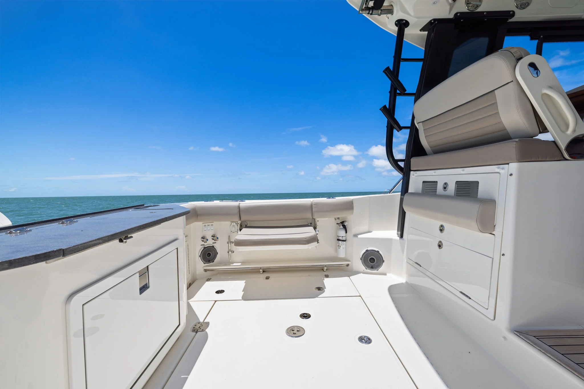 2025 Boston Whaler 365 CONQUEST Image Thumbnail #43