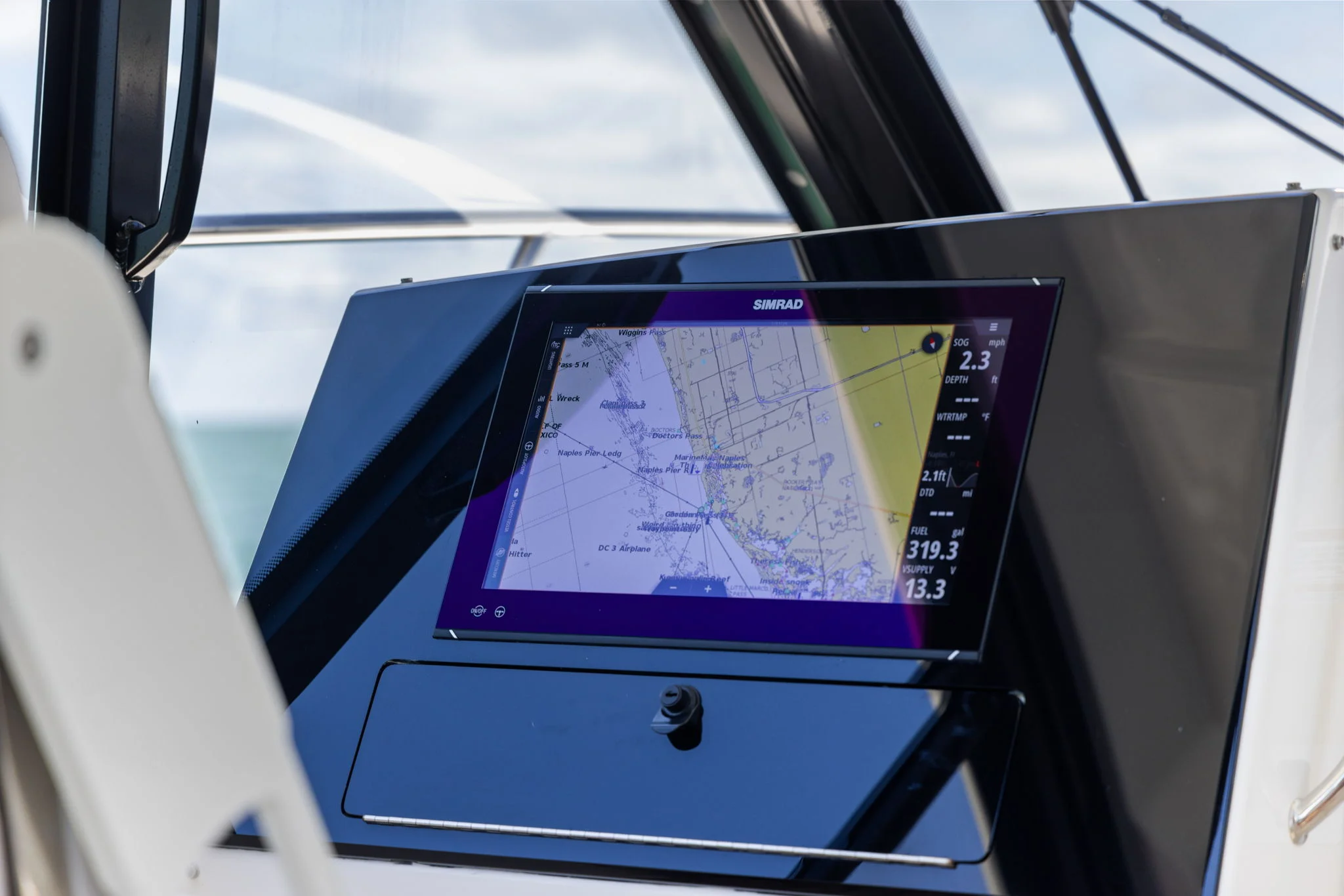 2025 Boston Whaler 365 CONQUEST Image Thumbnail #29