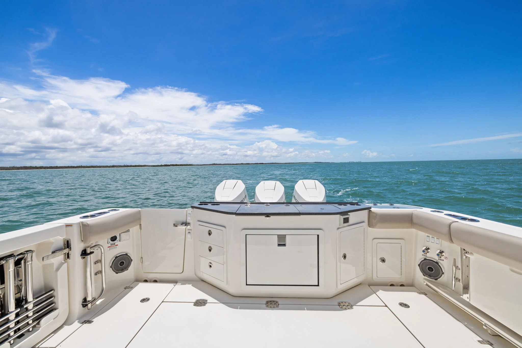 2025 Boston Whaler 365 CONQUEST Image Thumbnail #42