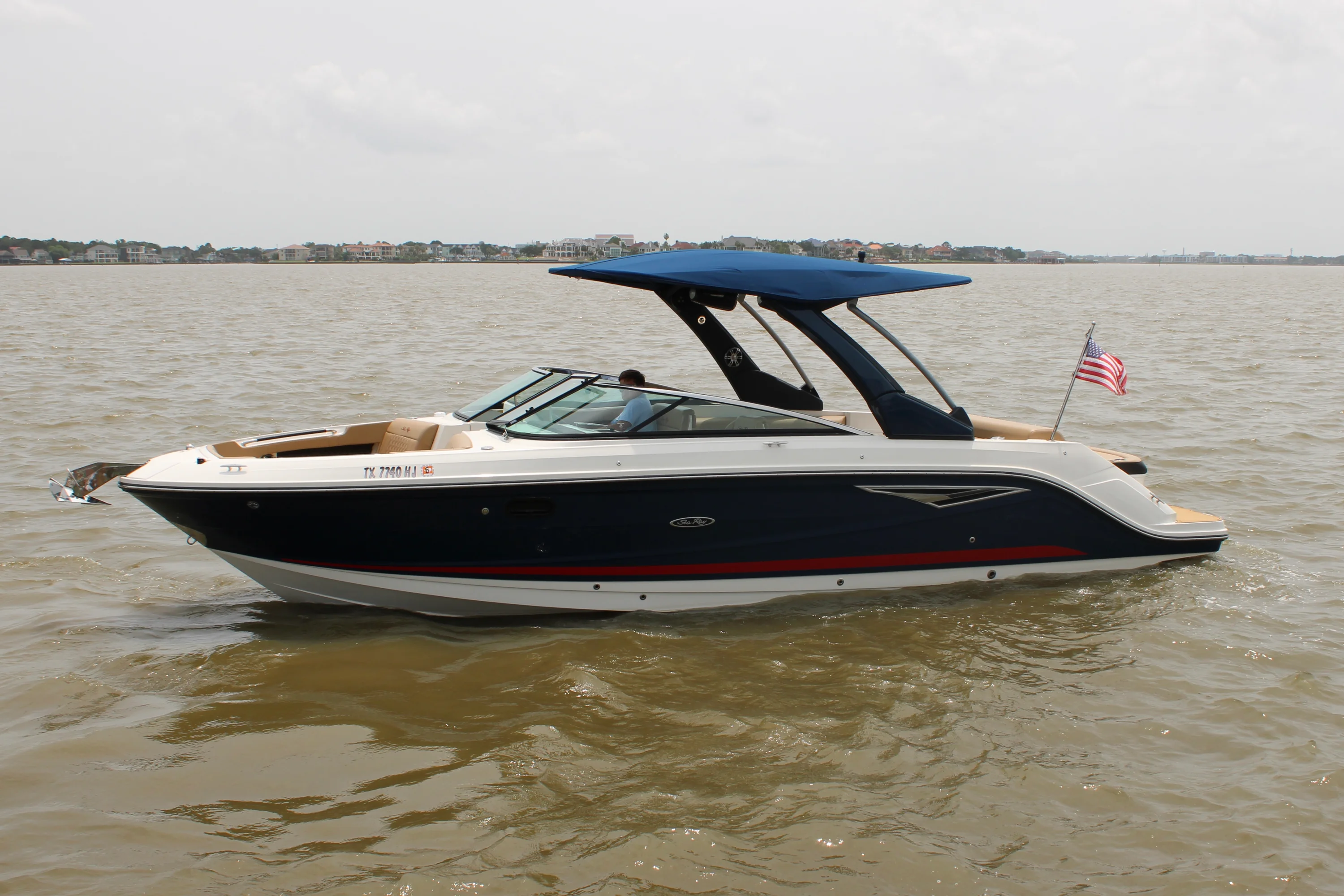 2020 Sea Ray SLX 280 Image Thumbnail #0