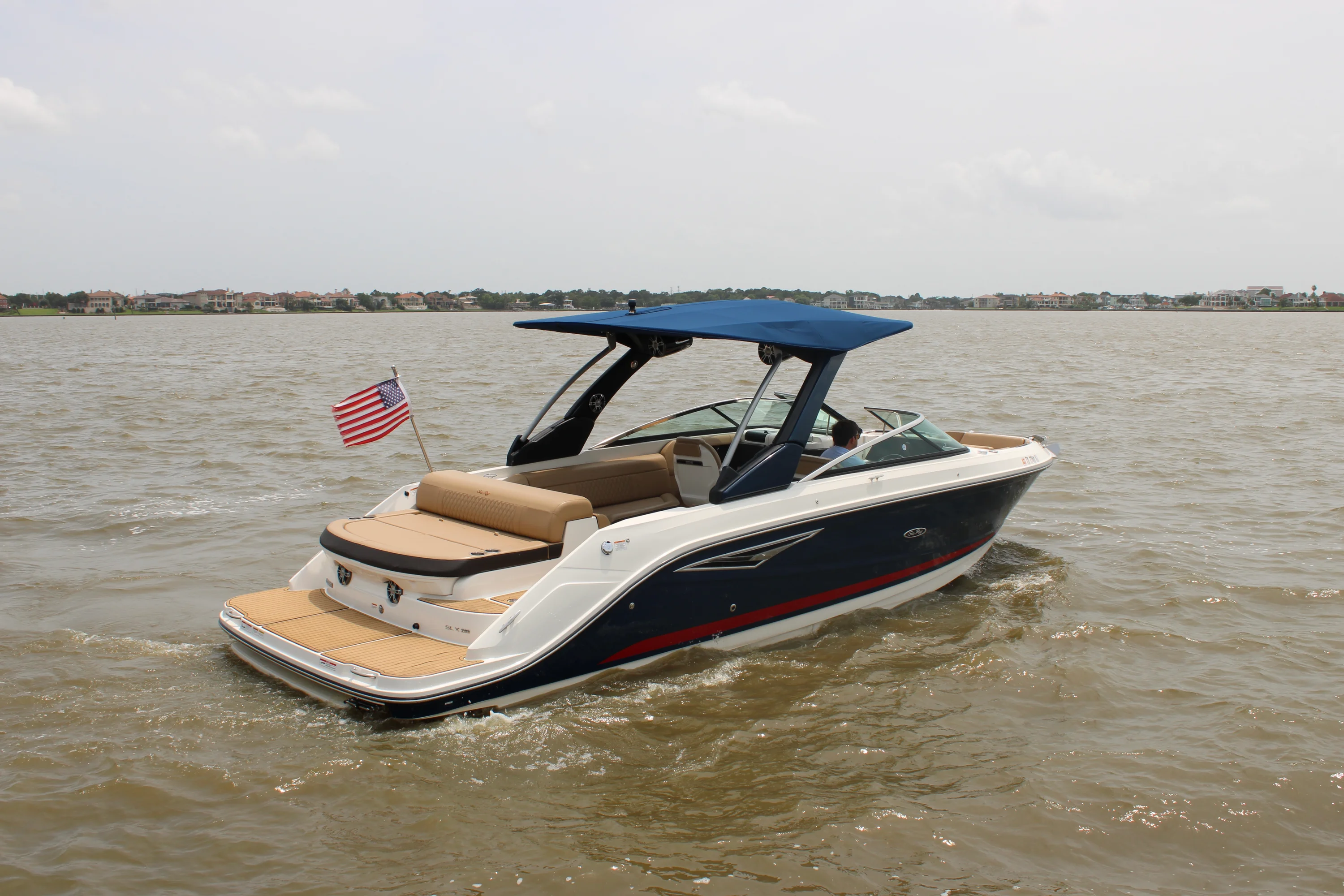 2020 Sea Ray SLX 280 Image Thumbnail #4