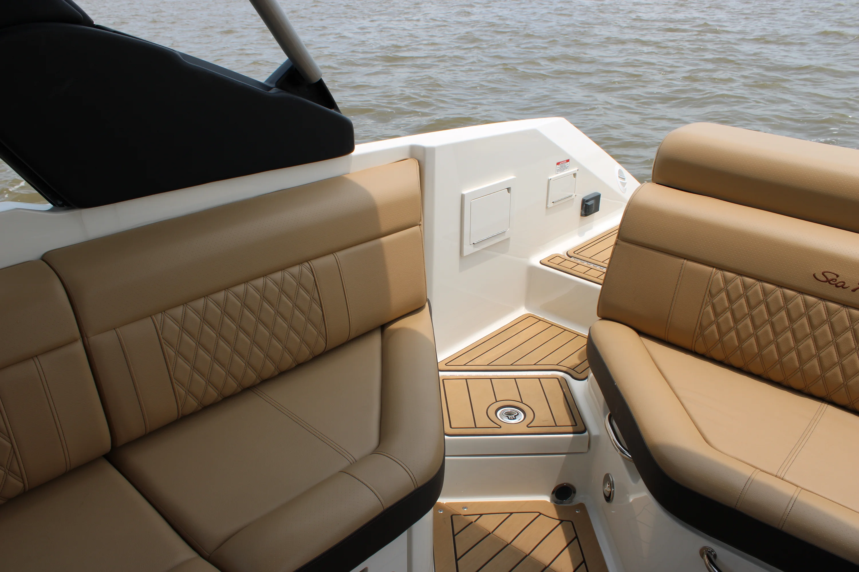 2020 Sea Ray SLX 280 Image Thumbnail #15