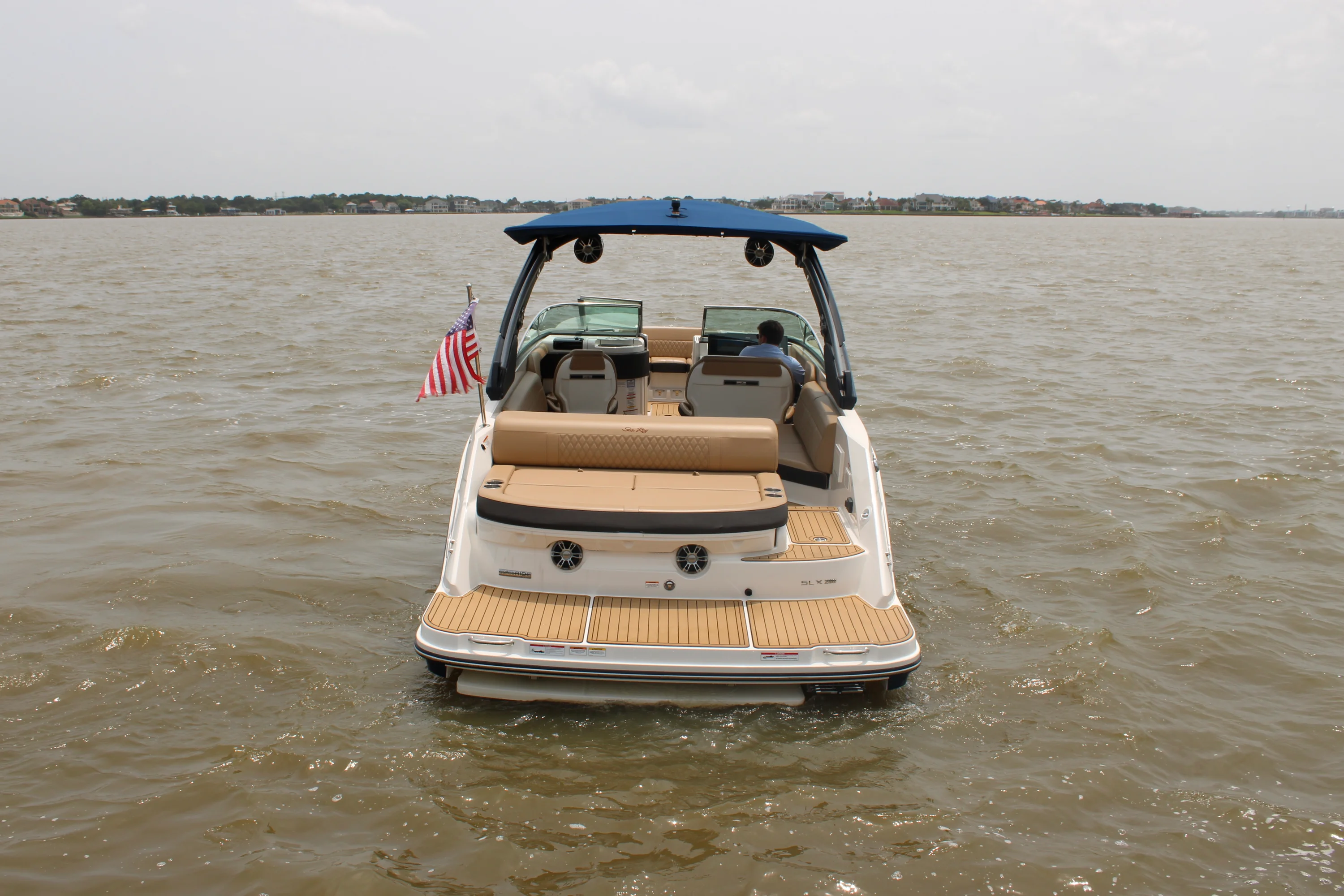 2020 Sea Ray SLX 280 Image Thumbnail #2