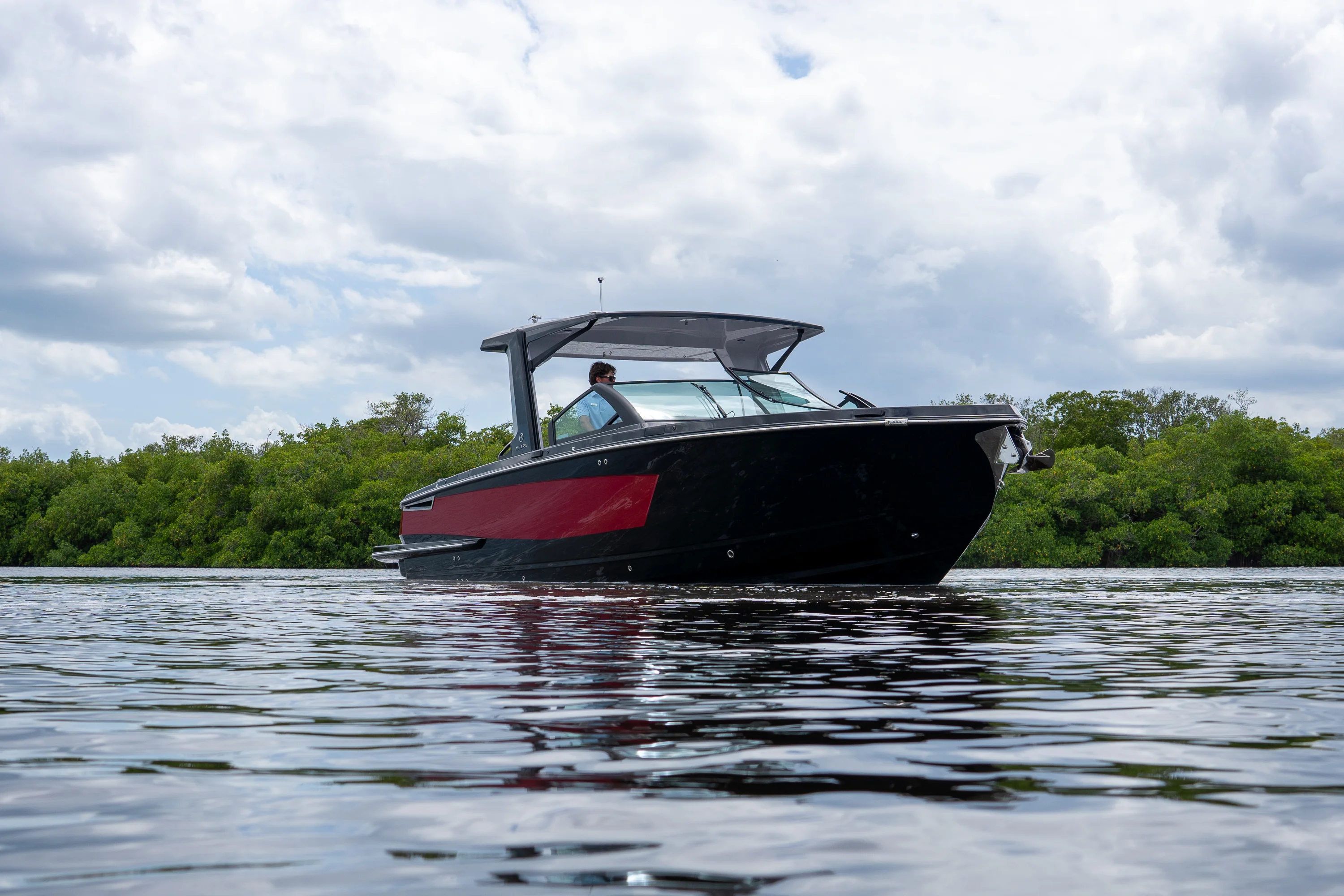 2024 Aviara AV32 Outboard Image Thumbnail #24